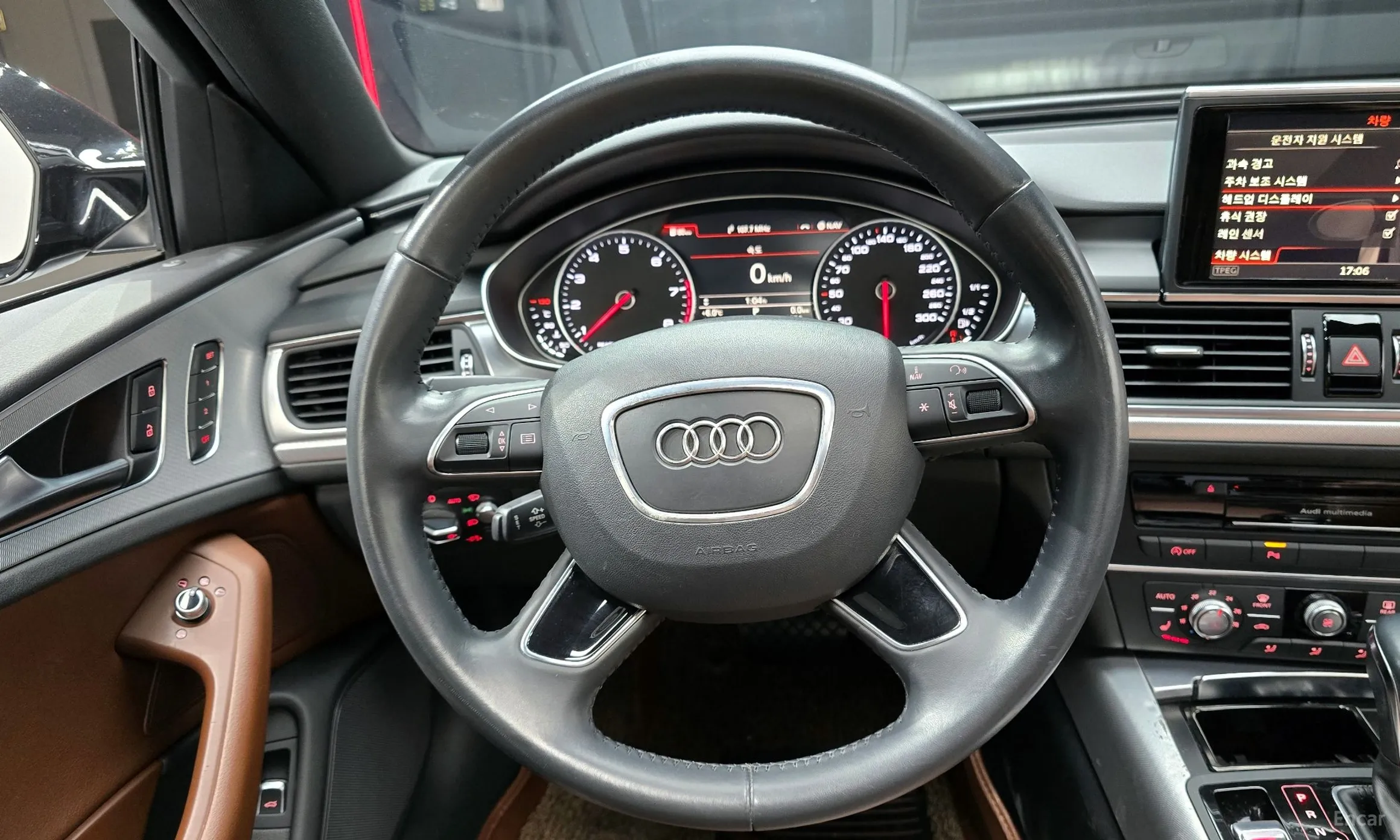 Audi New A6 превью 13