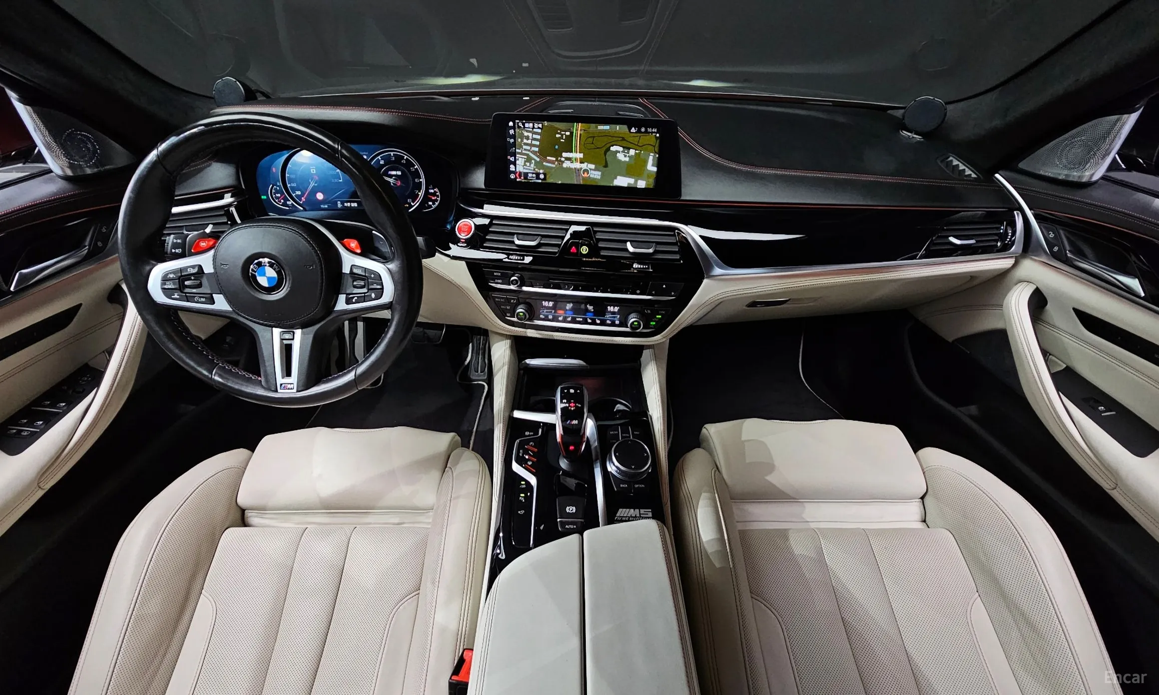BMW M5 (F90) превью 7