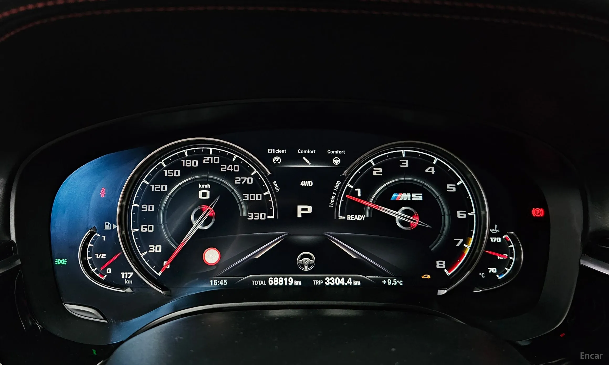 BMW M5 (F90) превью 8