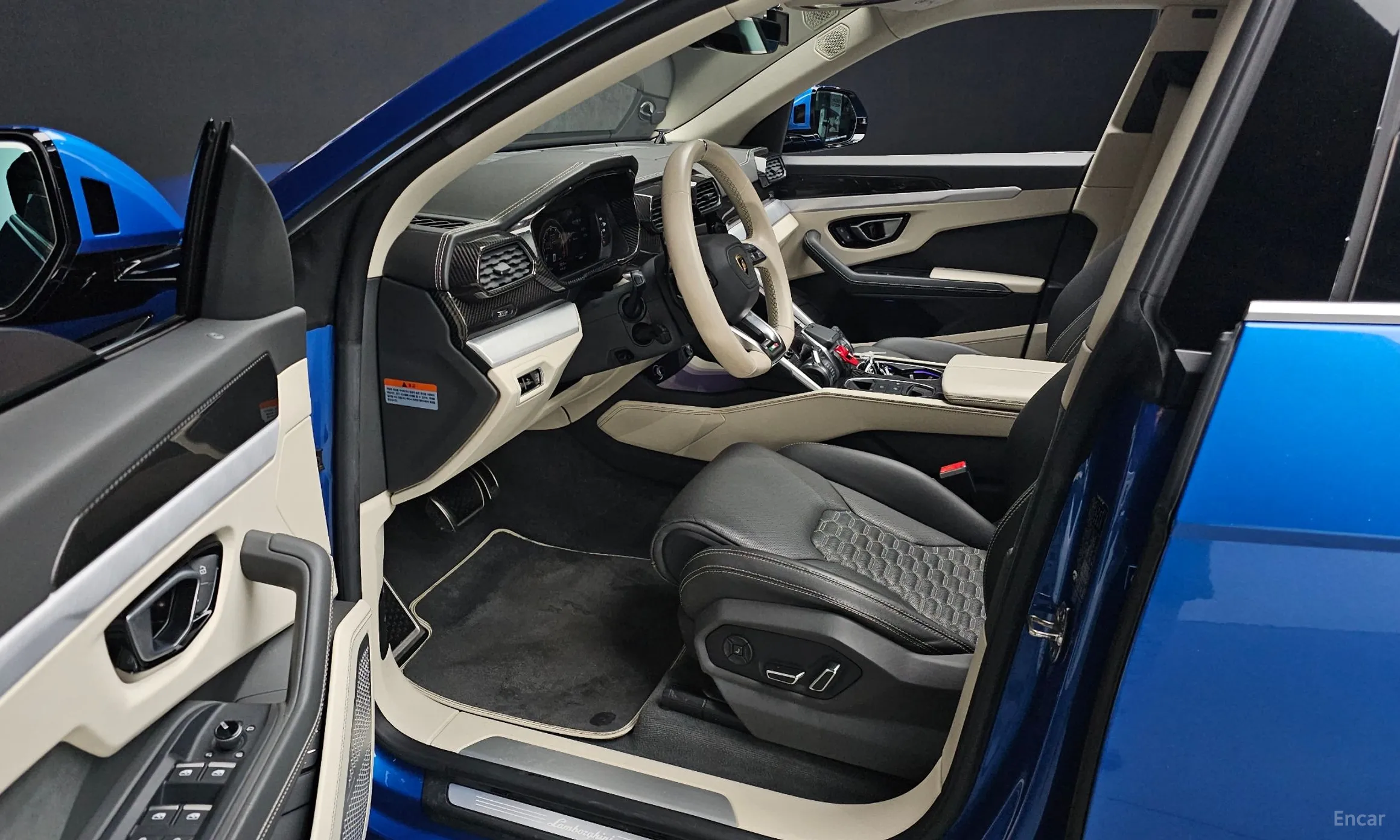 Lamborghini Urus превью 11