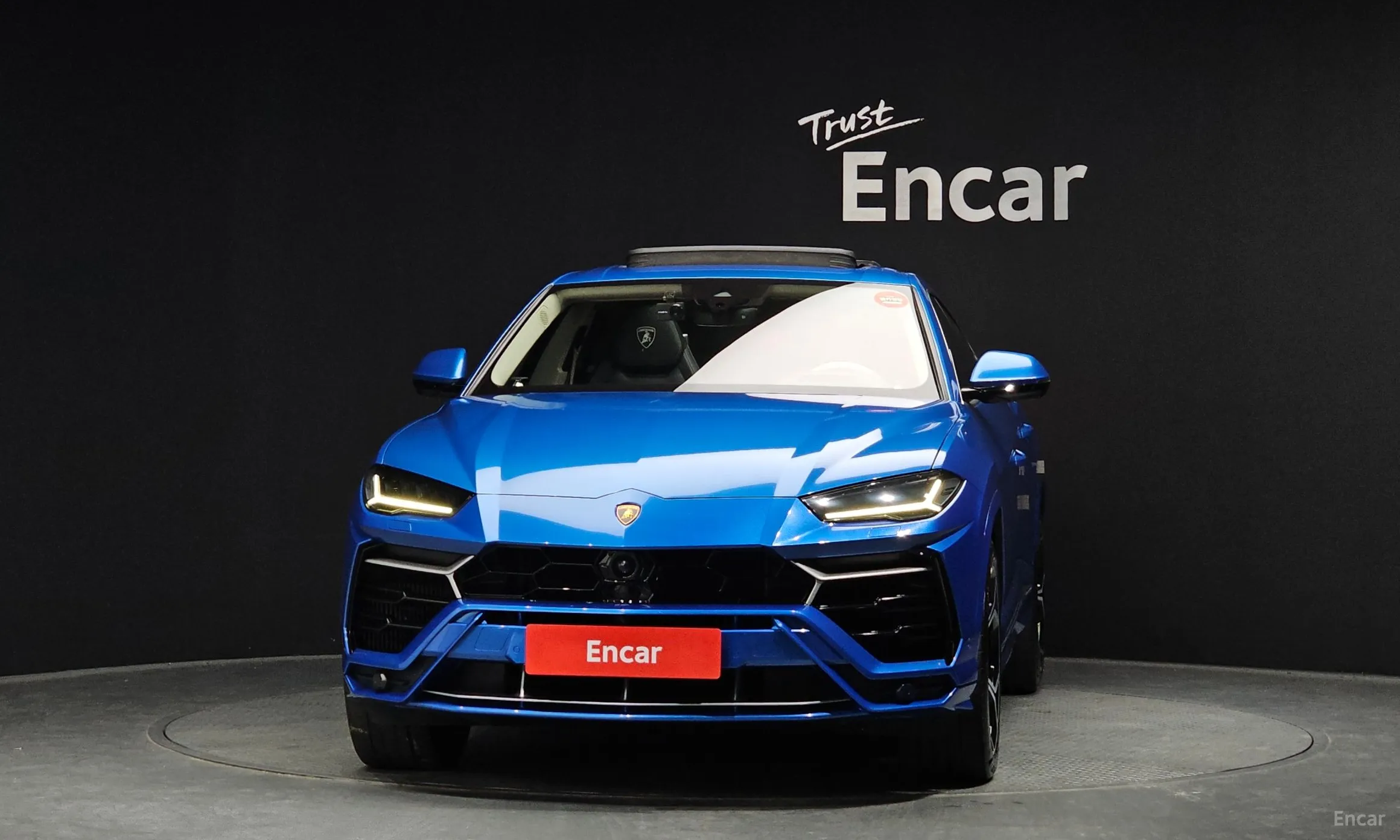 Lamborghini Urus превью 3