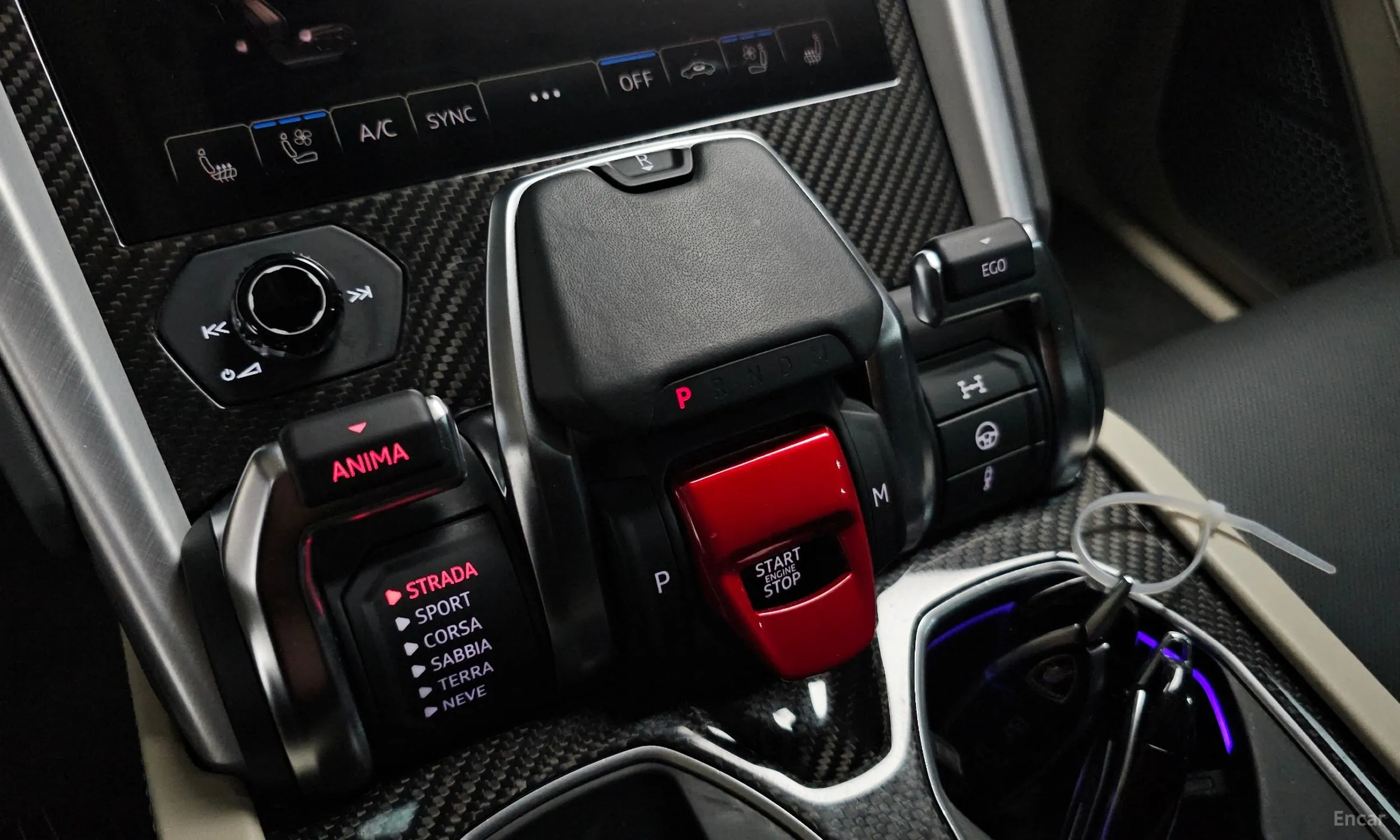 Lamborghini Urus превью 9
