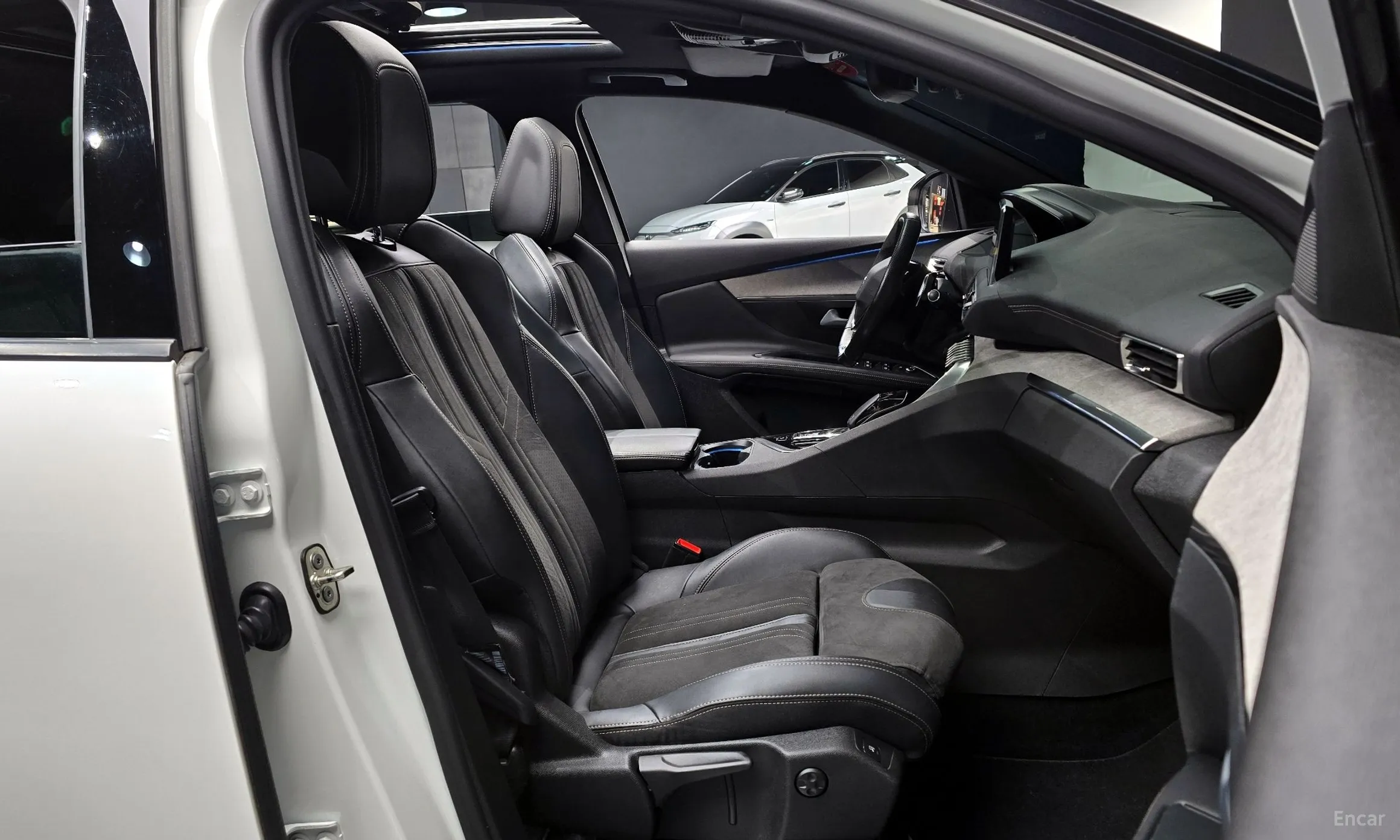 Peugeot 3008 2nd generation превью 10