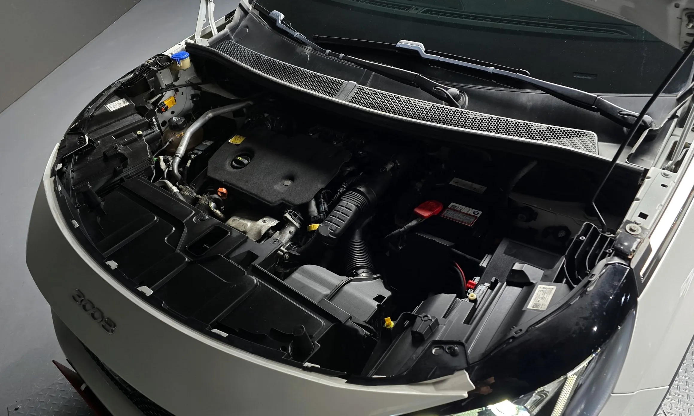 Peugeot 3008 2nd generation превью 6