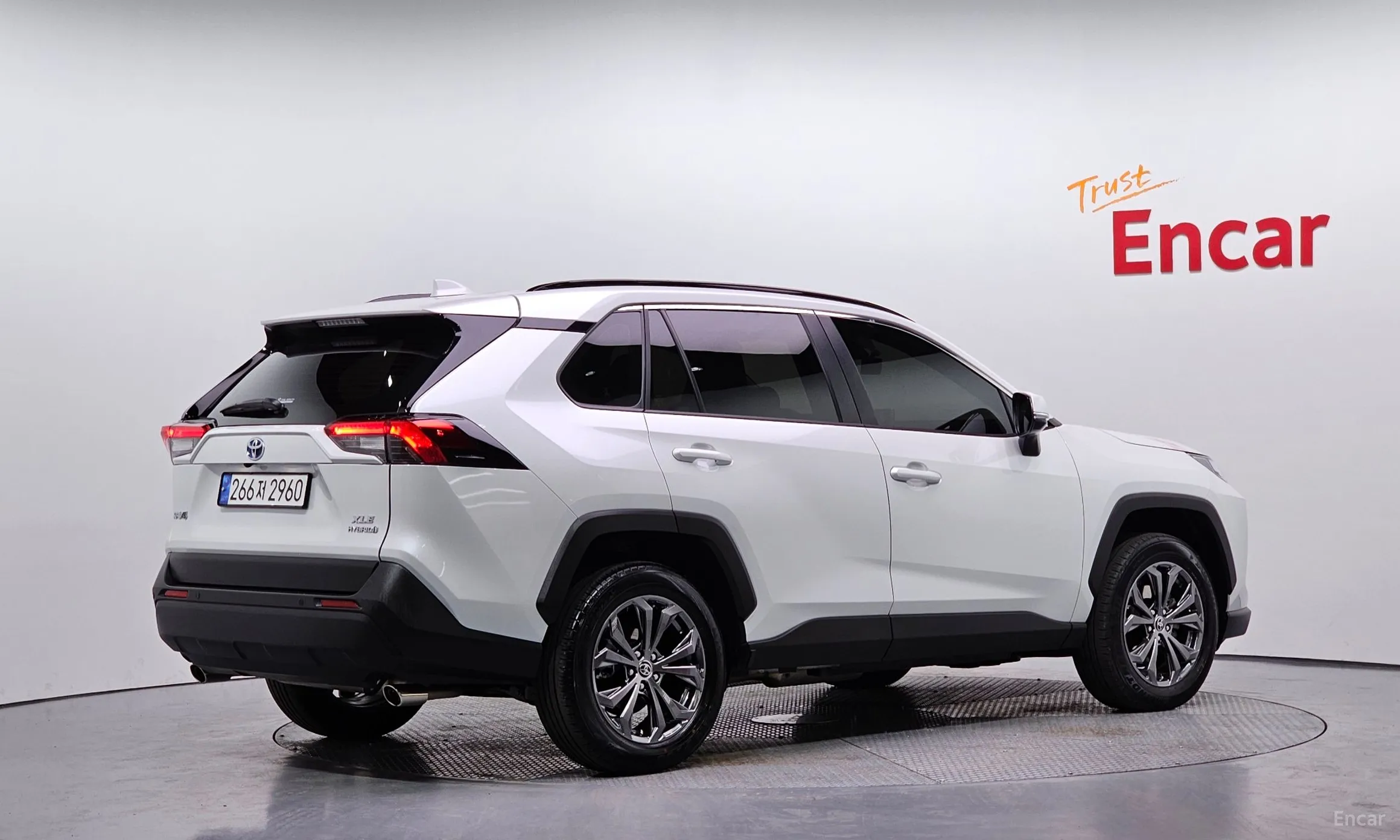 Toyota RAV4 5th Generation превью 2