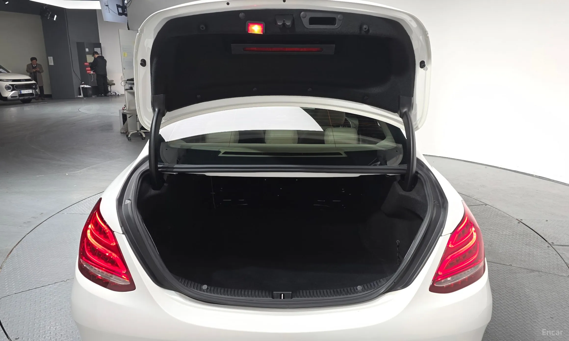 Mercedes Benz C-Class W205 превью 20