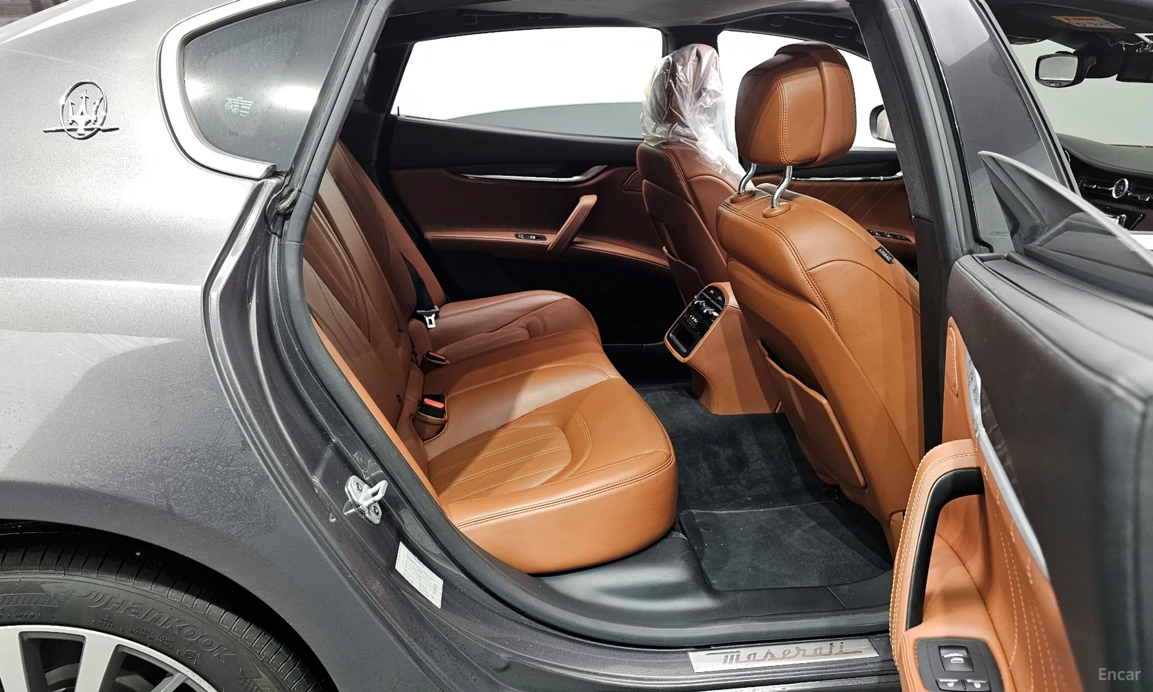 Maserati Quattroporte превью 12