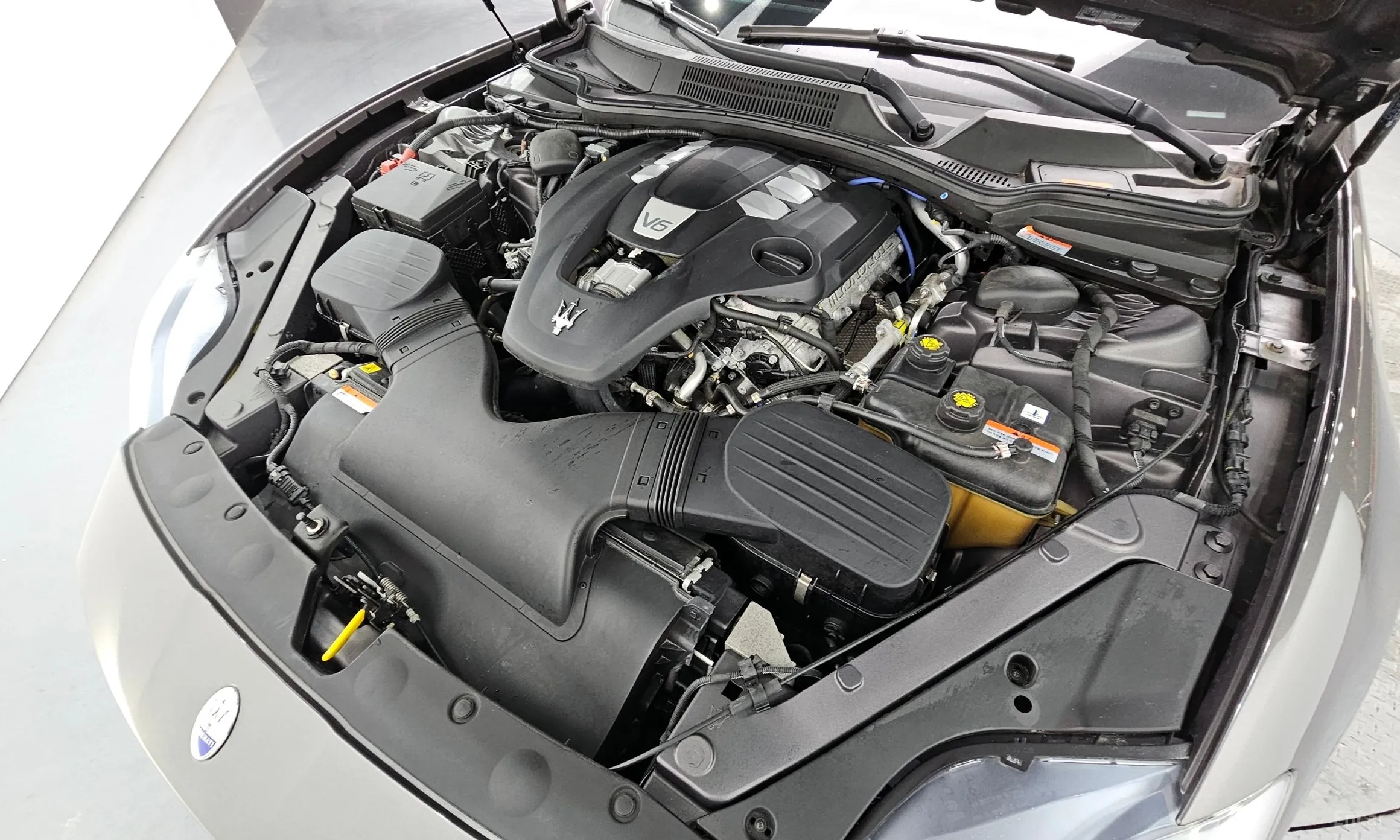Maserati Quattroporte превью 6