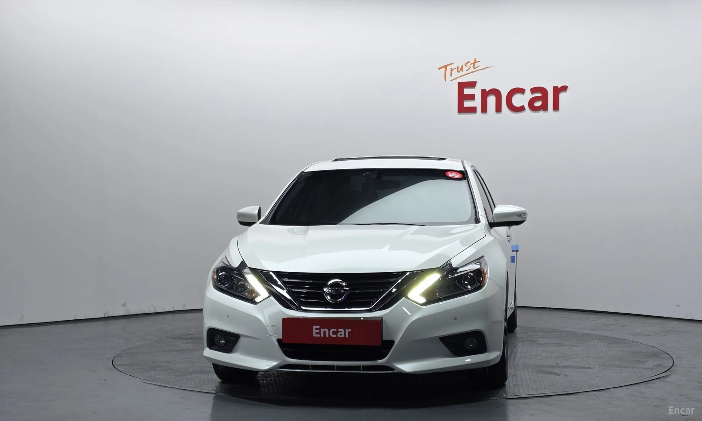 Nissan Altima превью 3