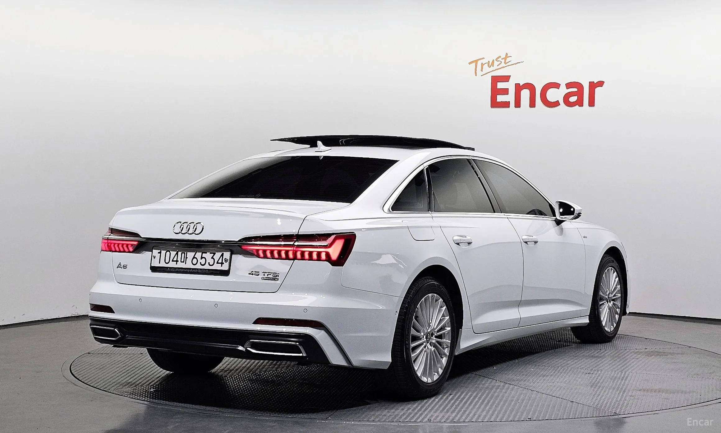 Audi A6 (C8)