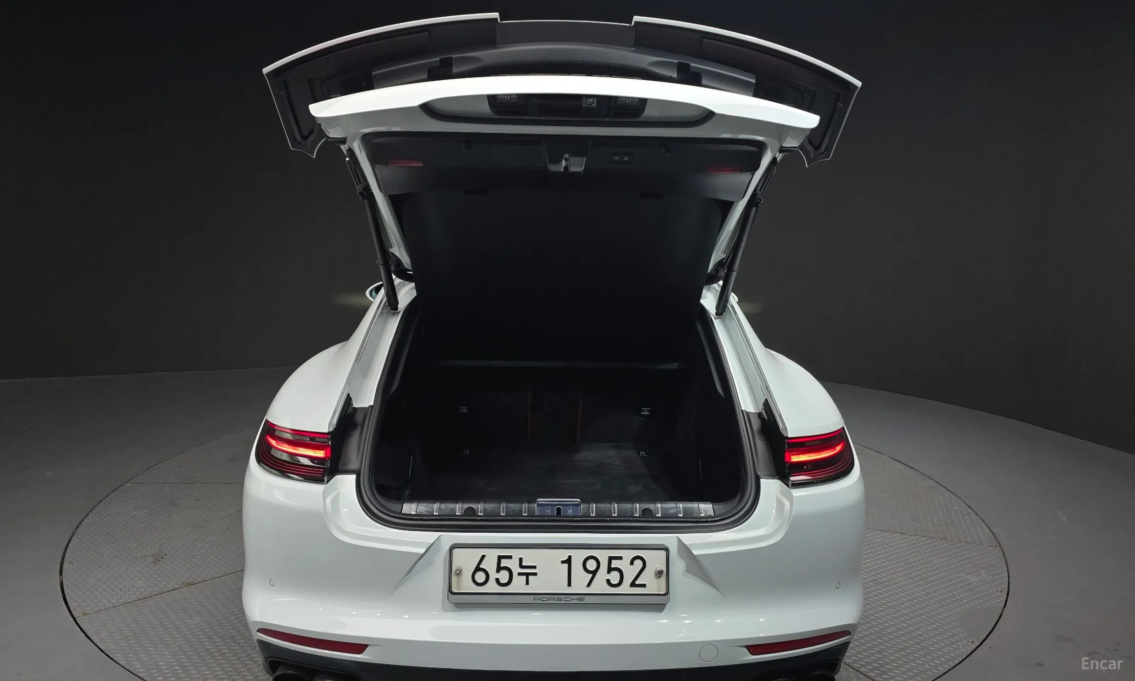 Porsche Panamera (971) превью 20