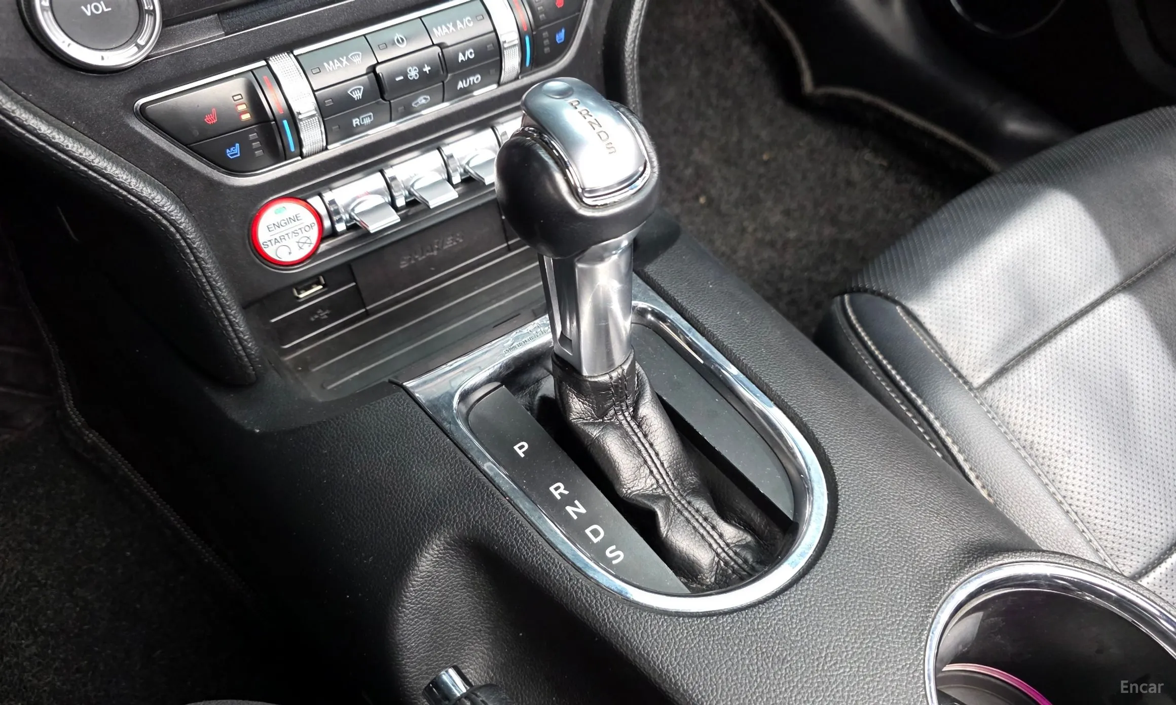 Ford Mustang превью 9