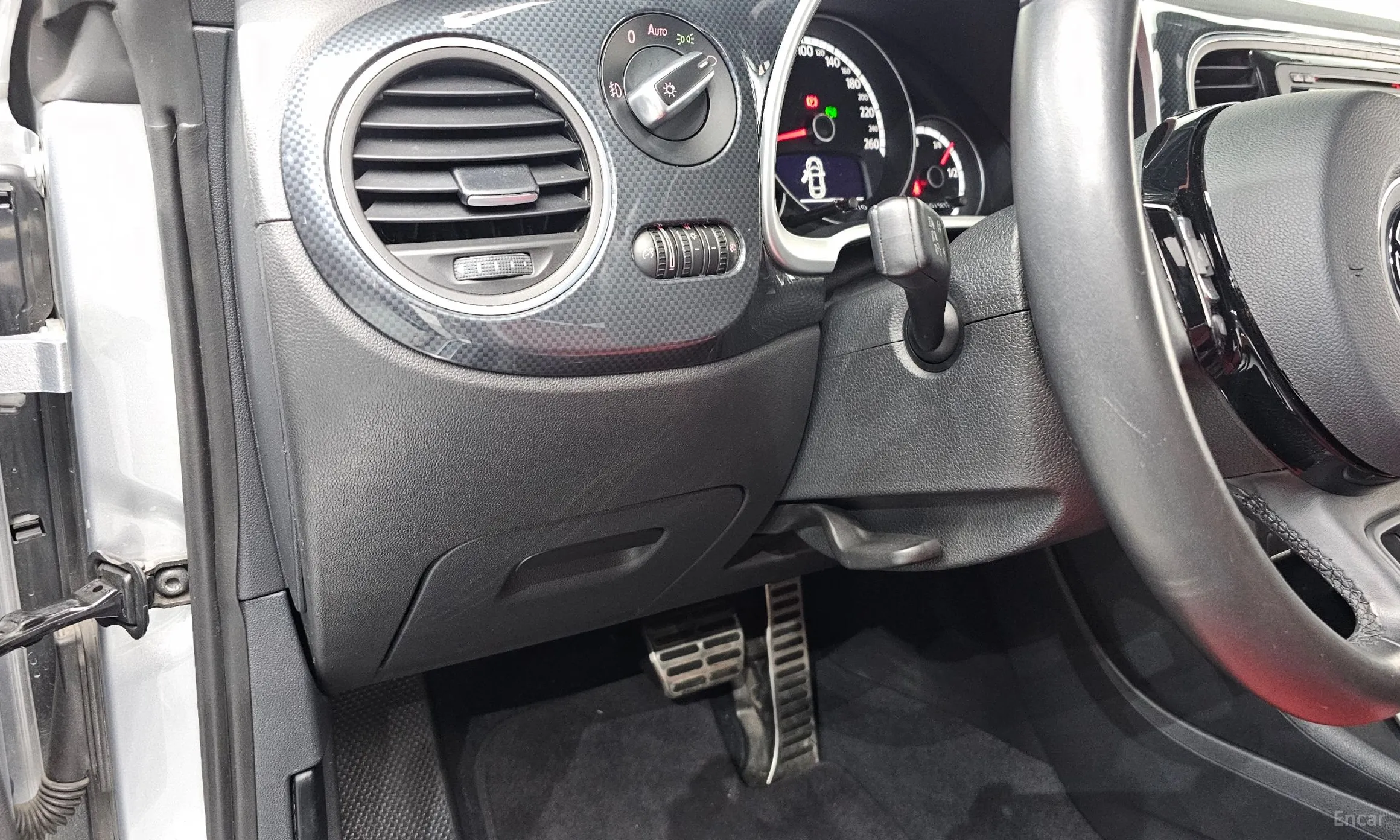 Volkswagen The Beetle превью 14