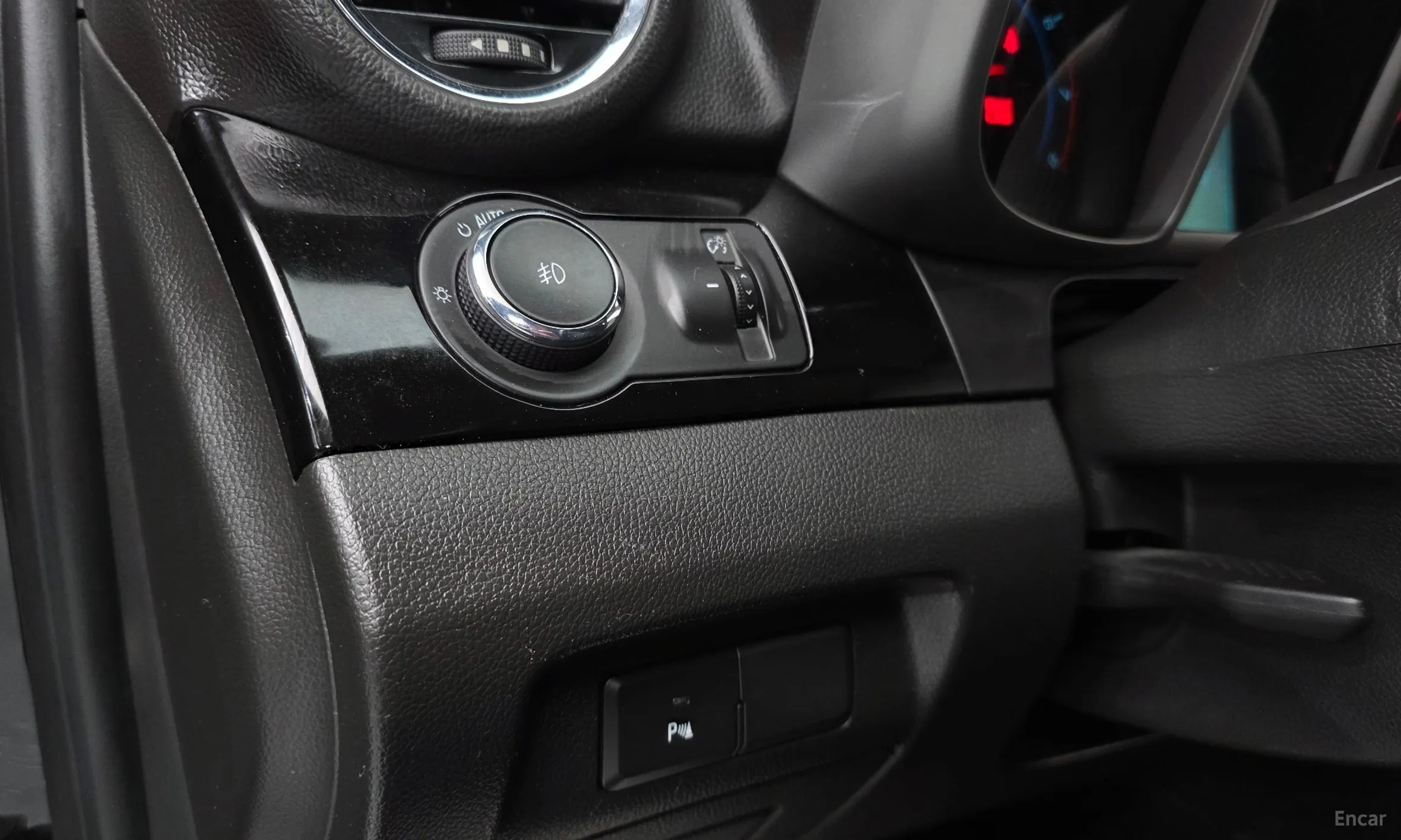 Chevrolet (GM Daewoo) Orlando превью 18