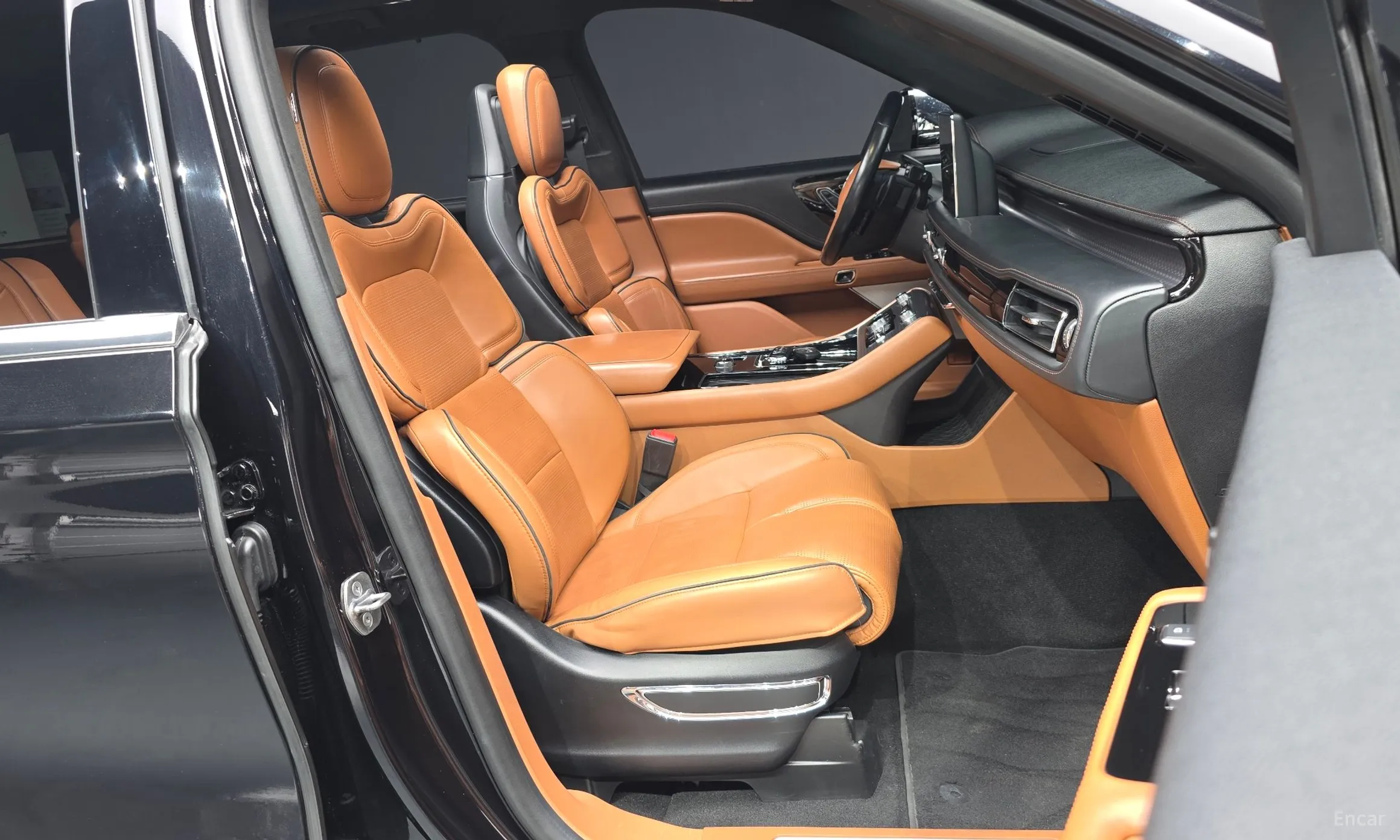 Lincoln Aviator 2nd Generation превью 11