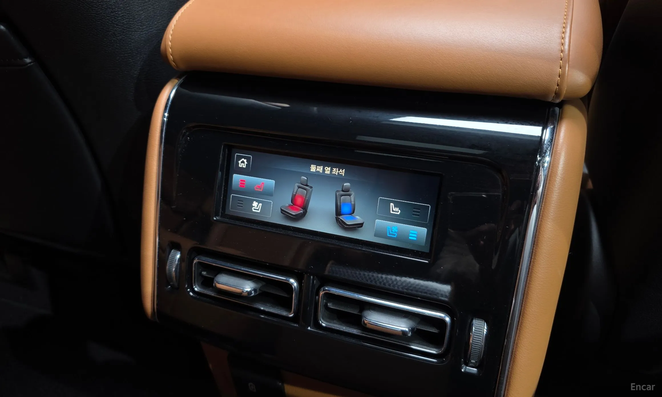Lincoln Aviator 2nd Generation превью 19