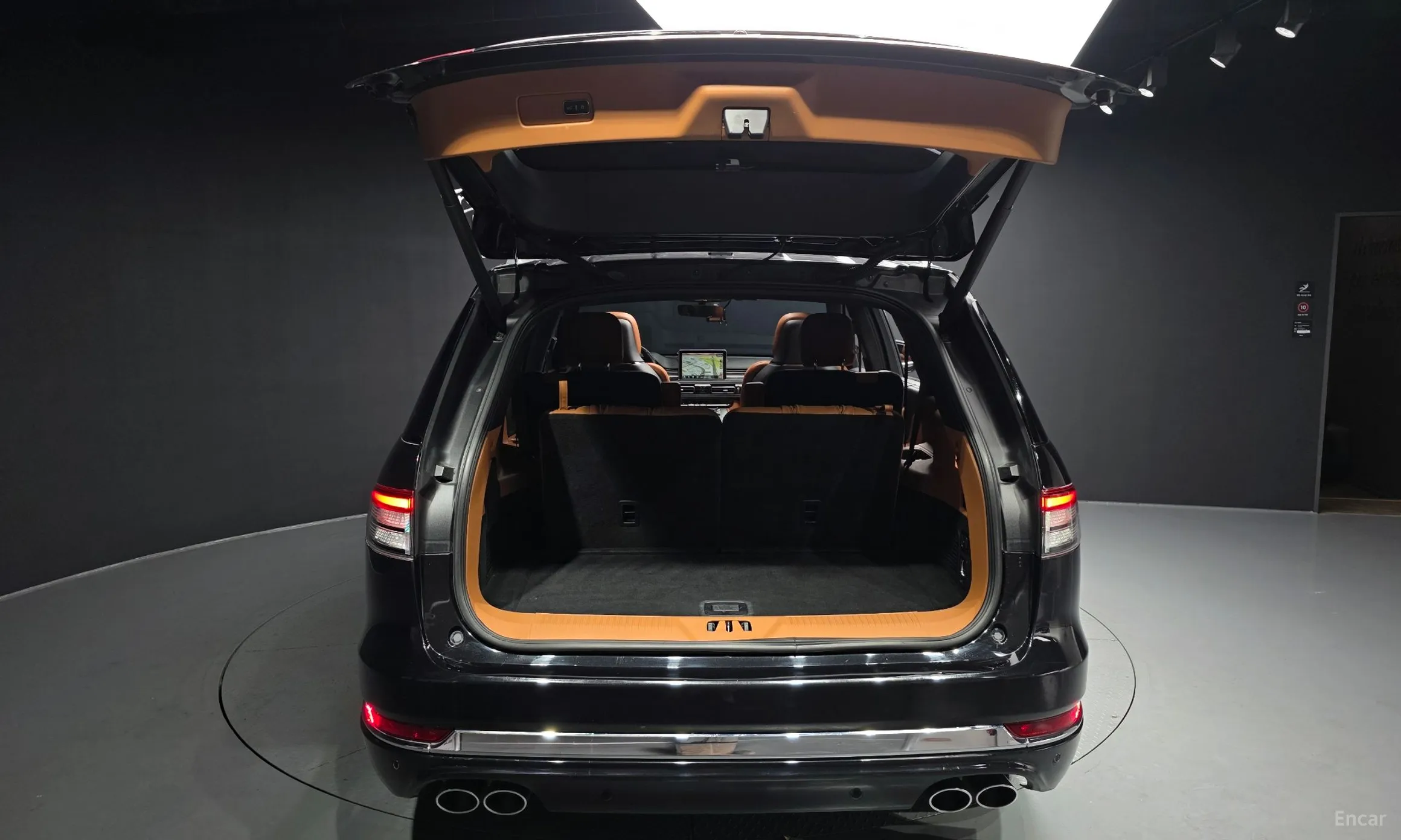 Lincoln Aviator 2nd Generation превью 20