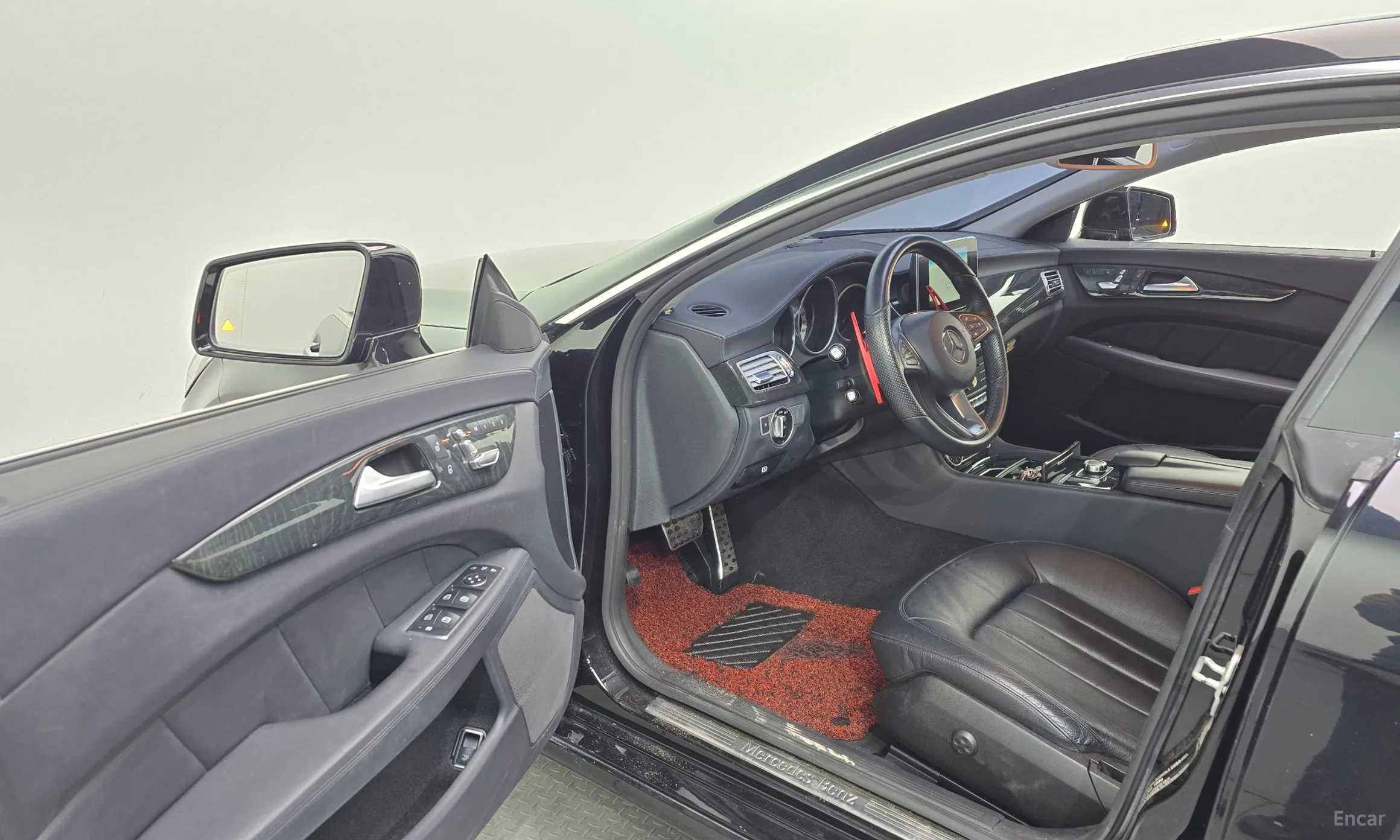 Mercedes Benz CLS-Class W218 превью 10