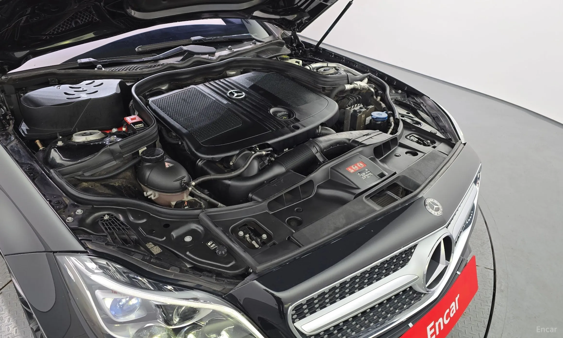 Mercedes Benz CLS-Class W218 превью 6