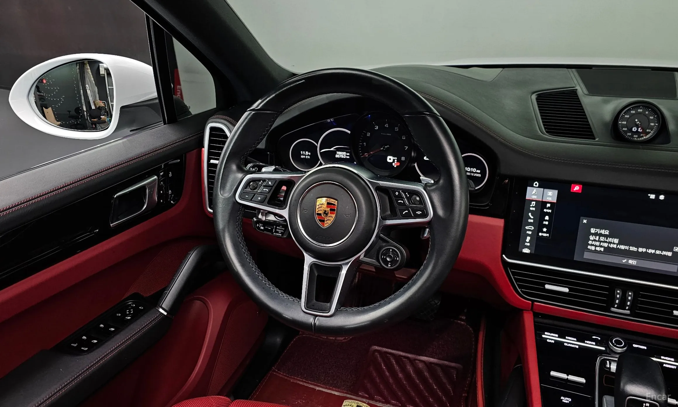 Porsche Cayenne (PO536) превью 13