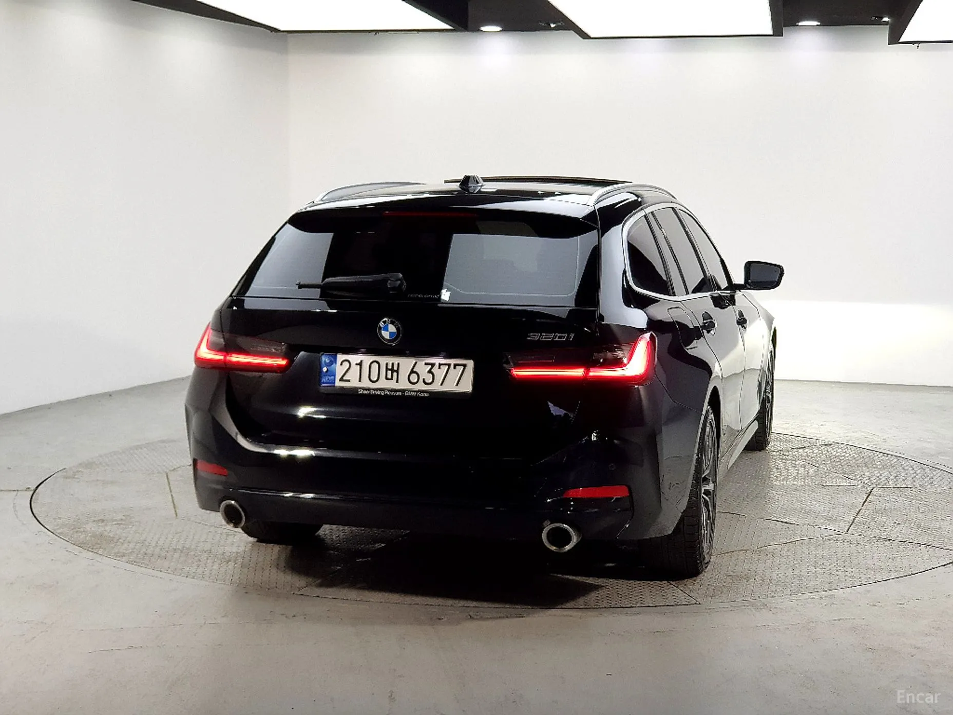 BMW 3 Series (G20) превью 3