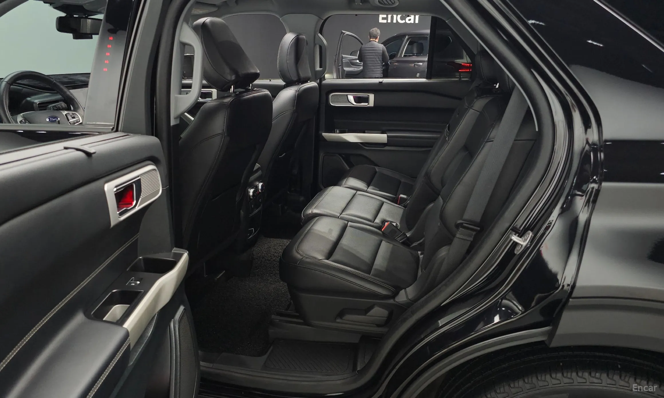 Ford Explorer 6th Generation превью 12