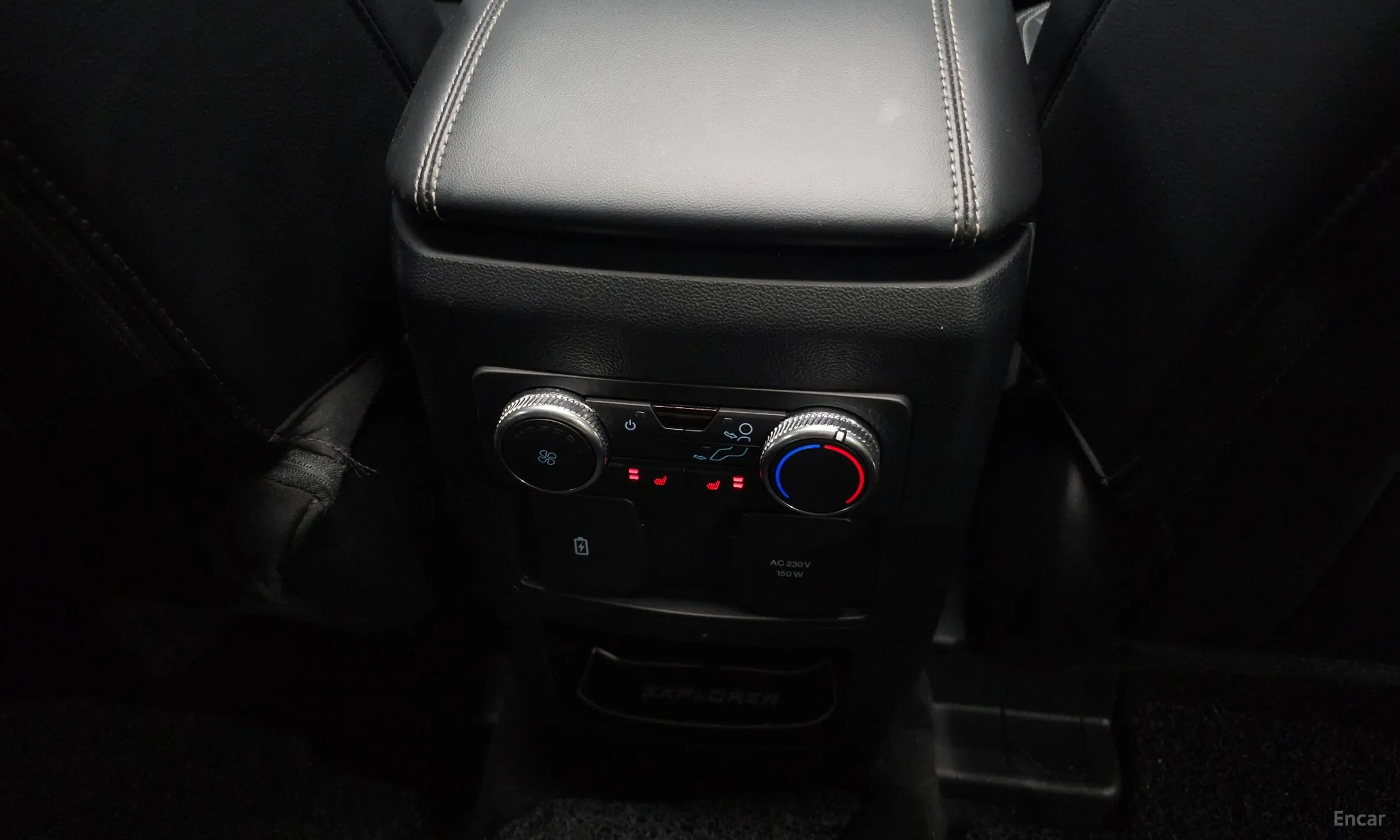 Ford Explorer 6th Generation превью 19