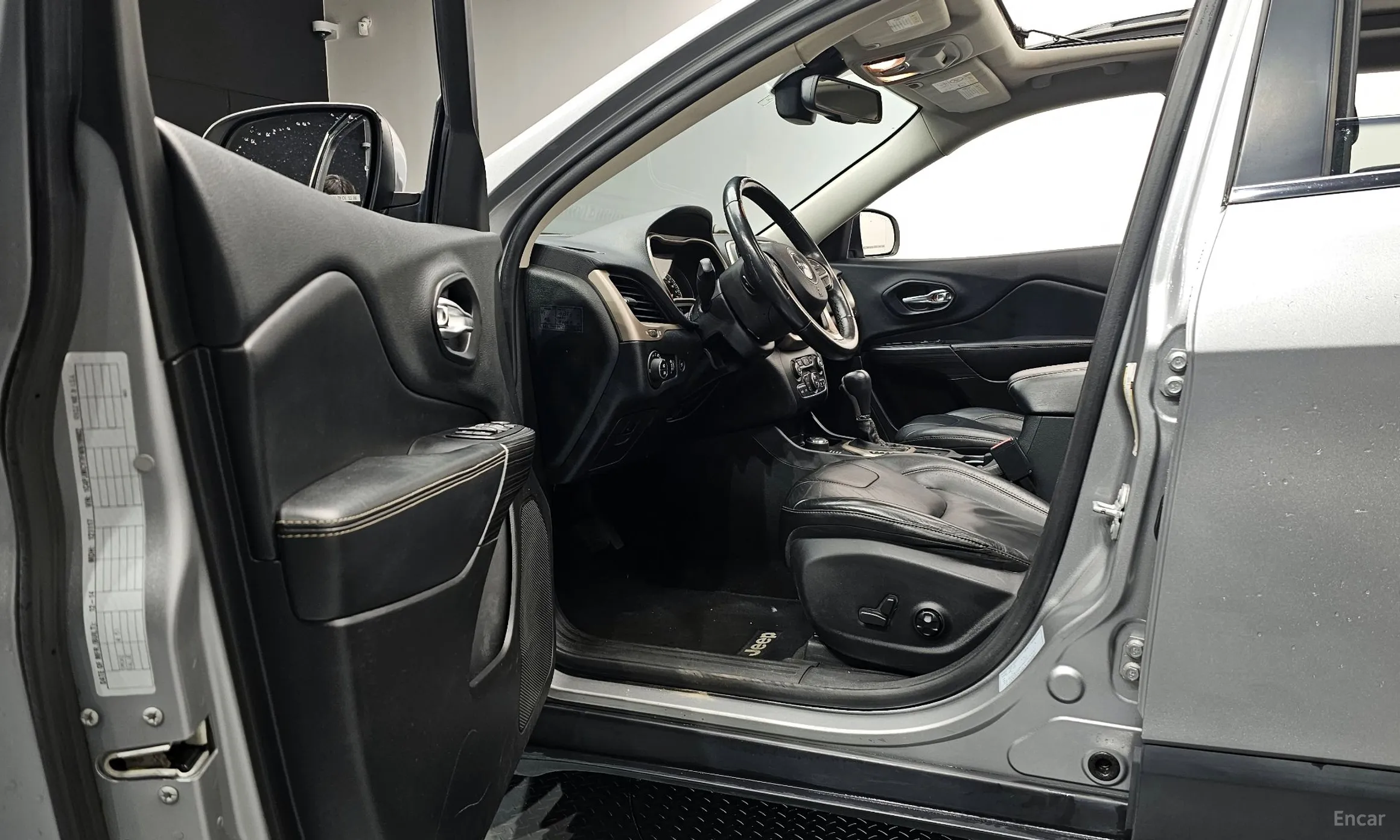 Jeep Cherokee (KL) превью 10