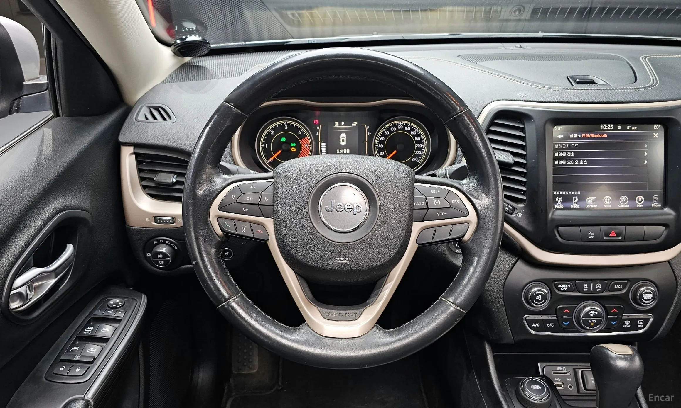 Jeep Cherokee (KL) превью 13