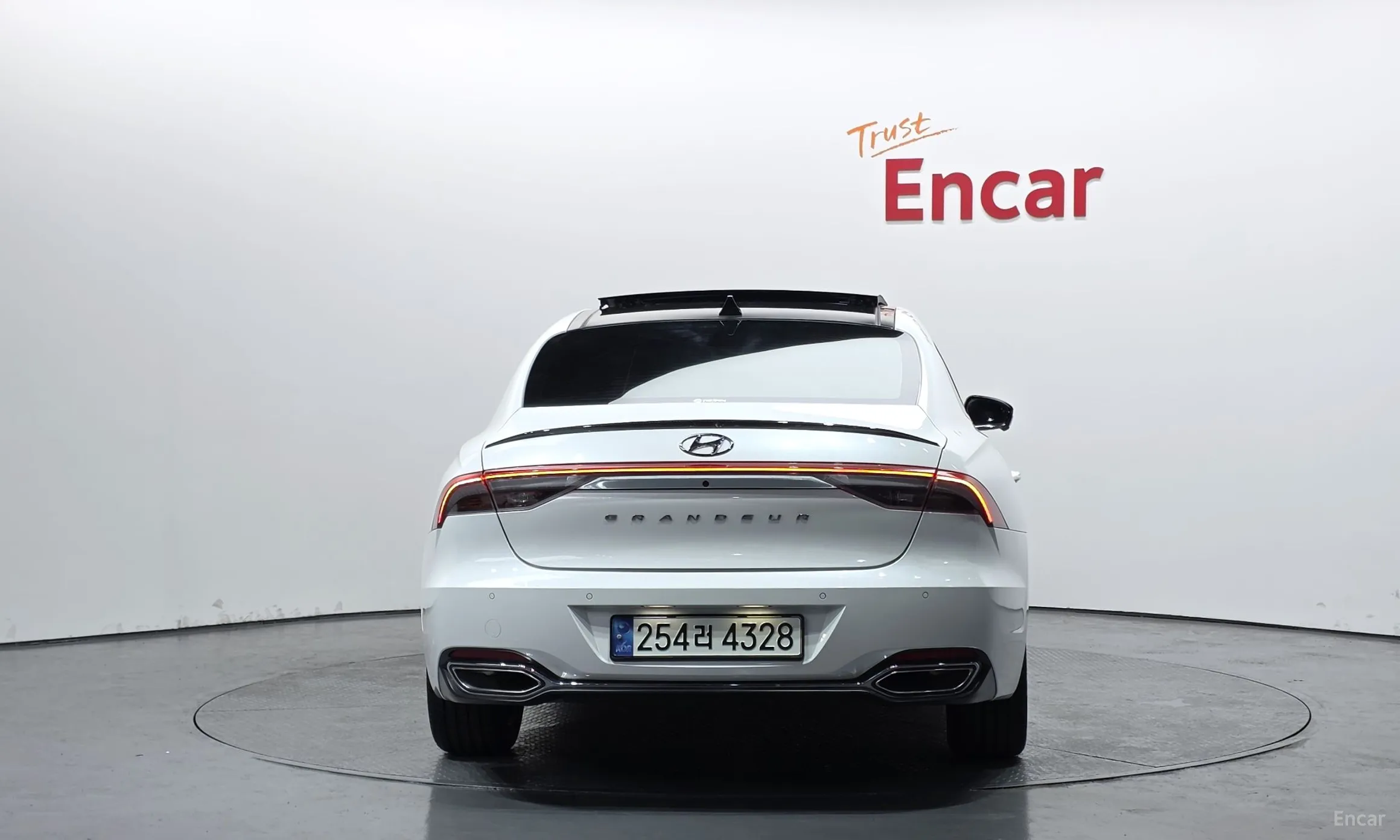 Hyundai Grandeur IG превью 4