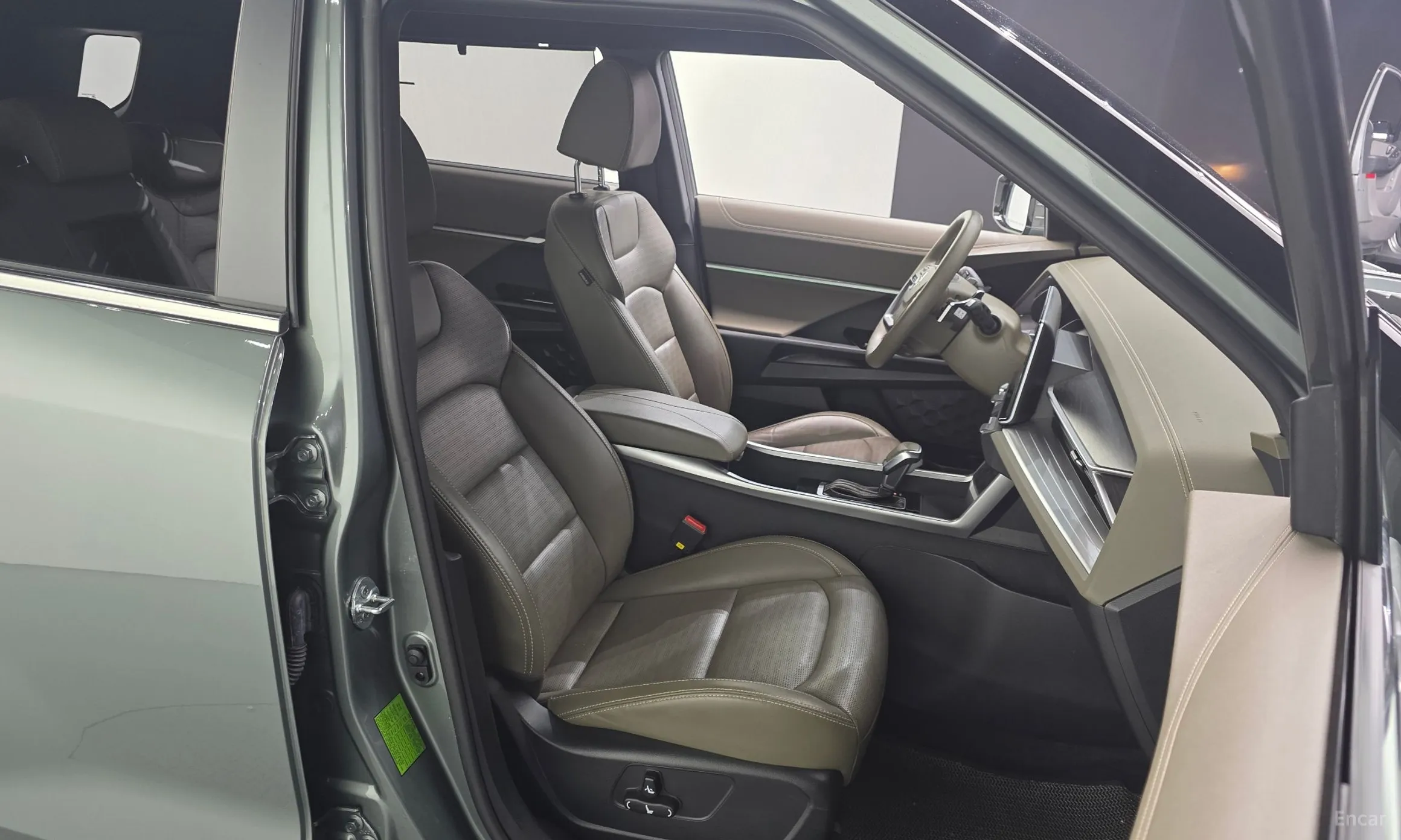 KG Mobility (SsangYong) Torres превью 12