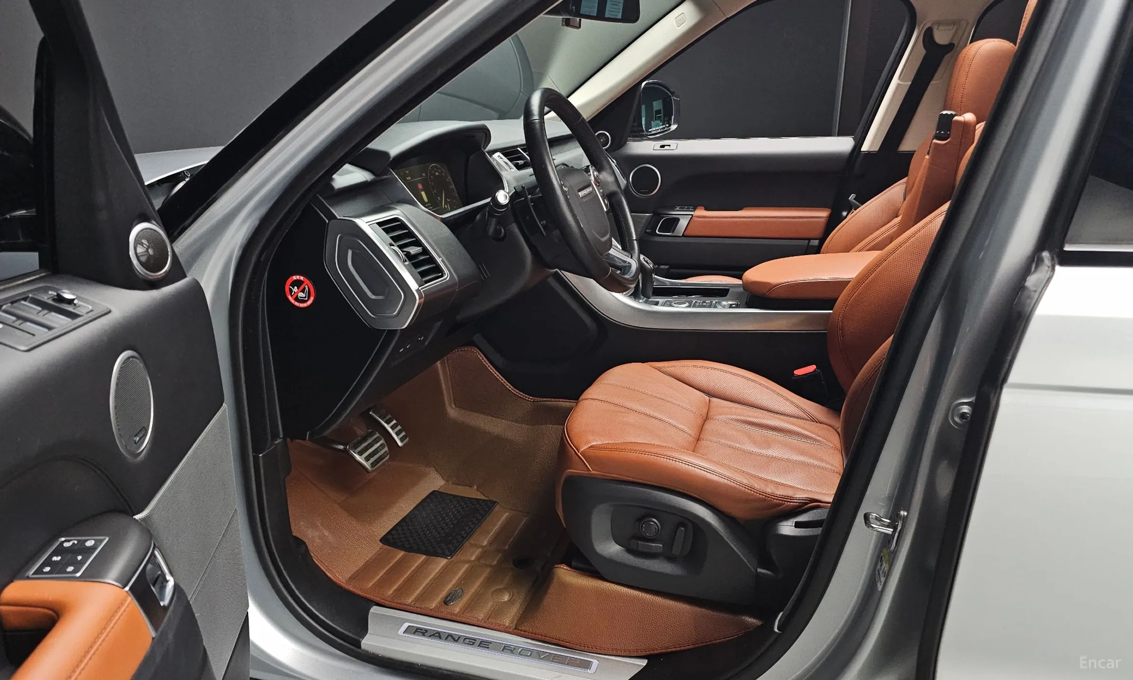 Land Rover Range Rover Sport 2nd Generation превью 11