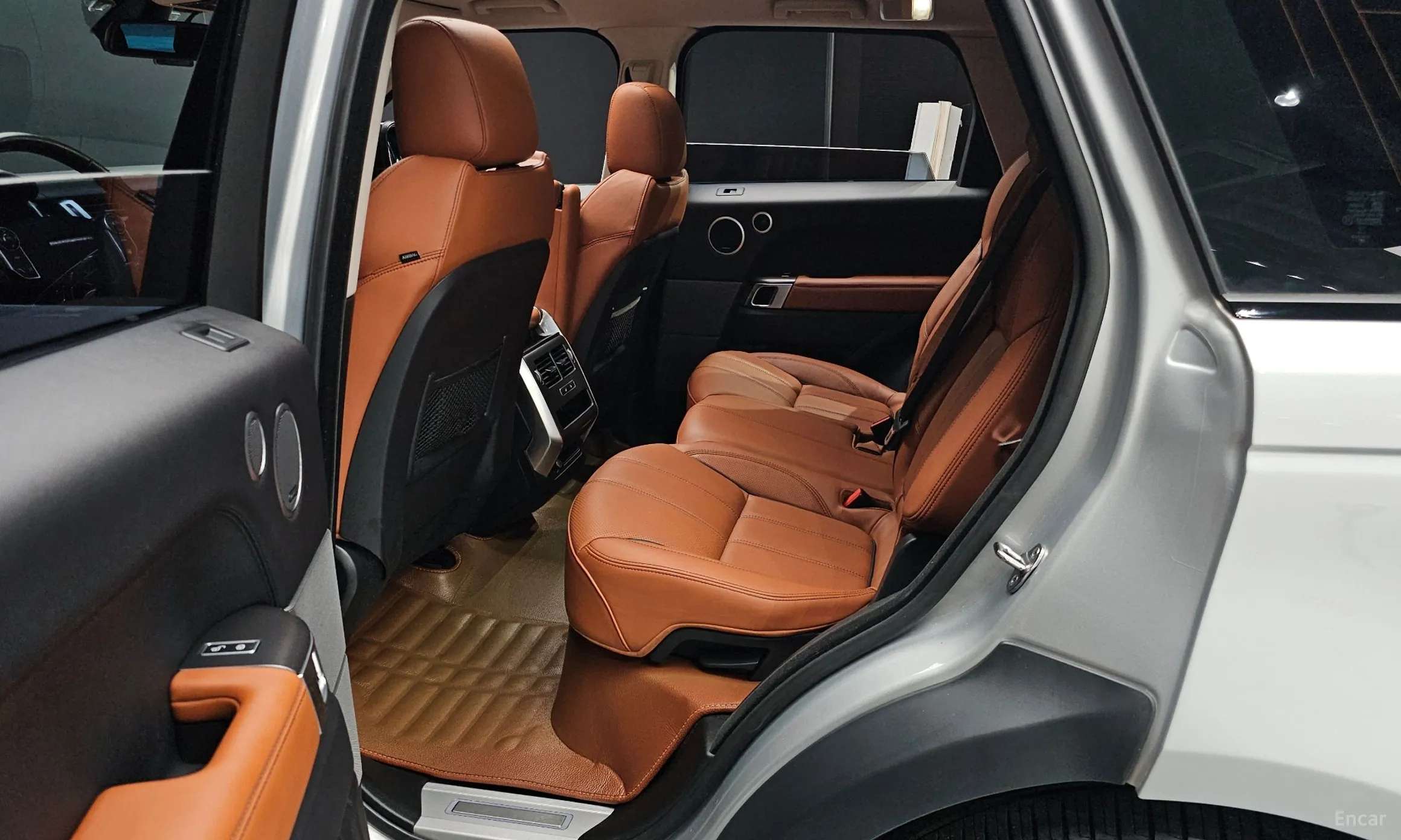Land Rover Range Rover Sport 2nd Generation превью 12