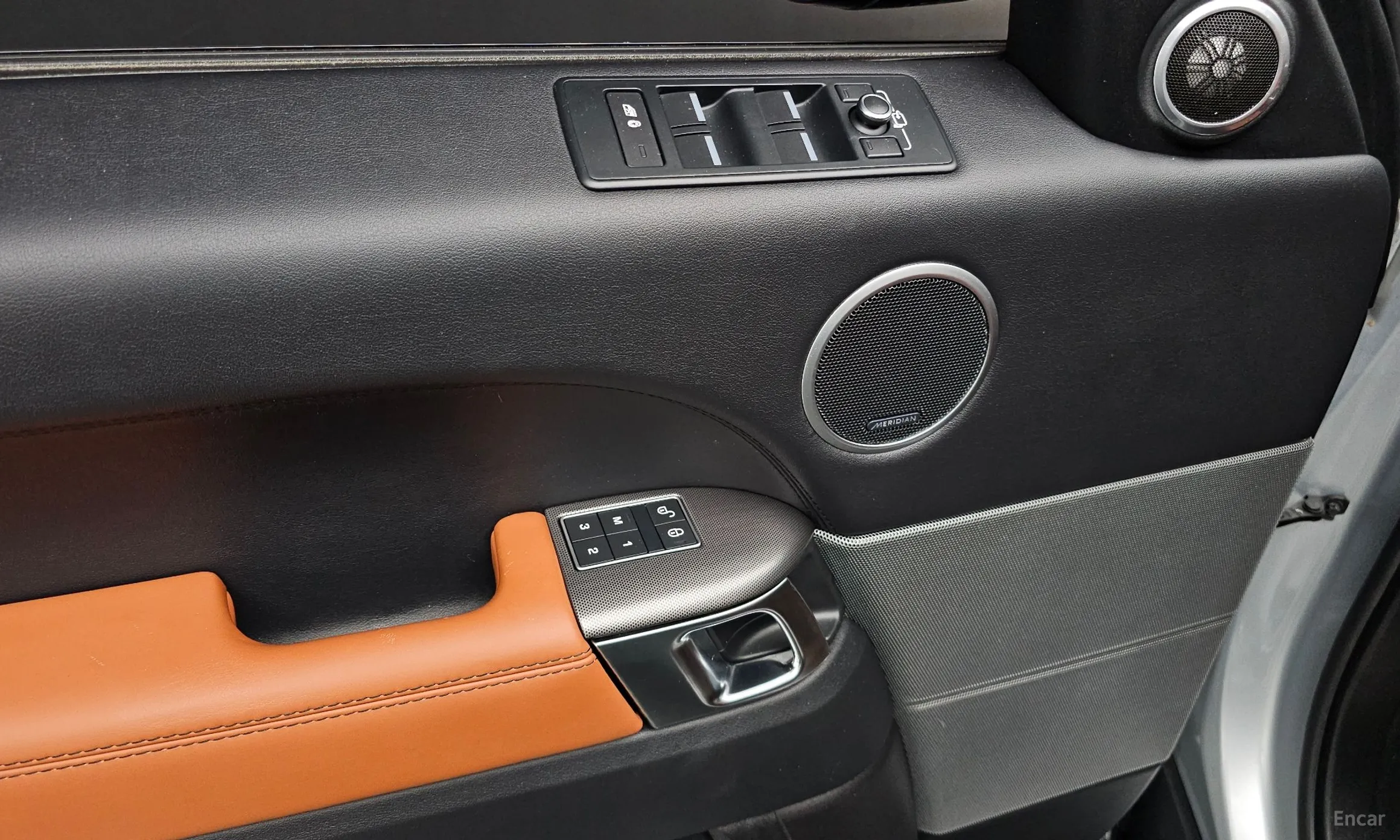 Land Rover Range Rover Sport 2nd Generation превью 17