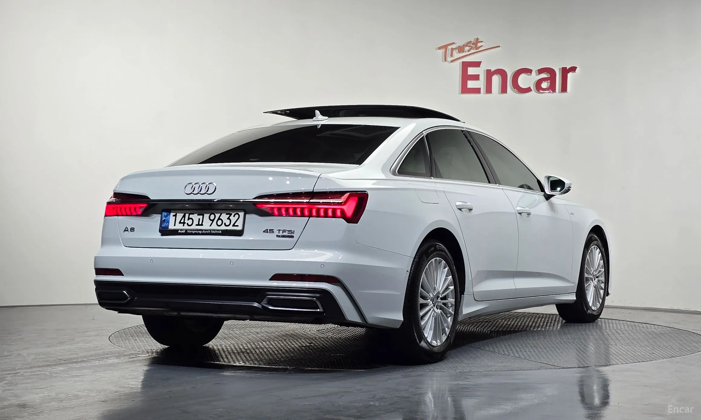 Audi A6 (C8) превью 2