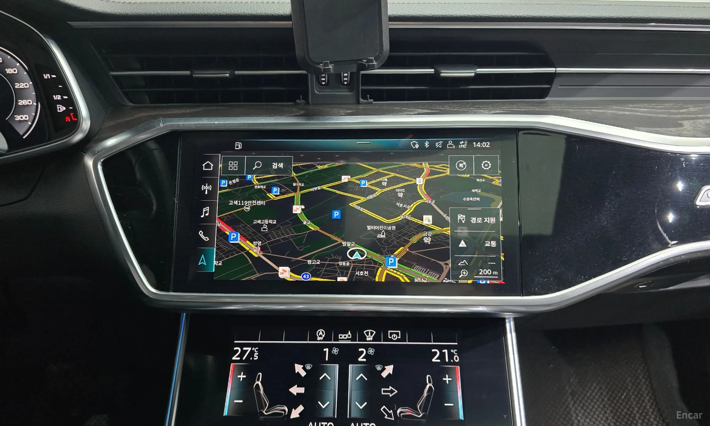 Audi A6 (C8) превью 14