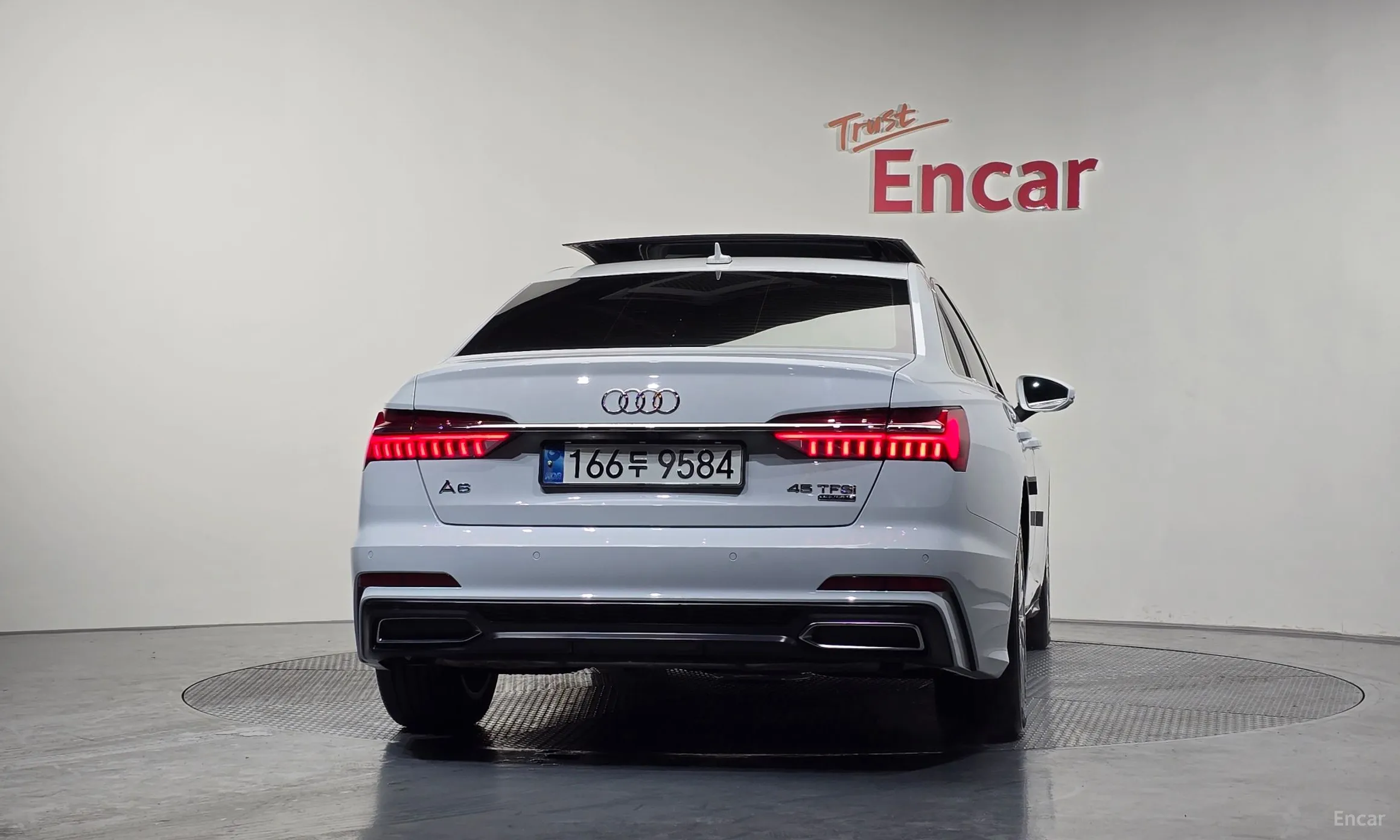 Audi A6 (C8) превью 4