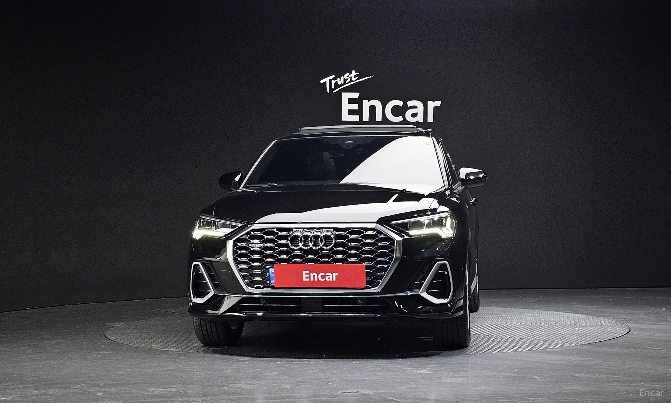 Audi Q3 (F3) превью 3