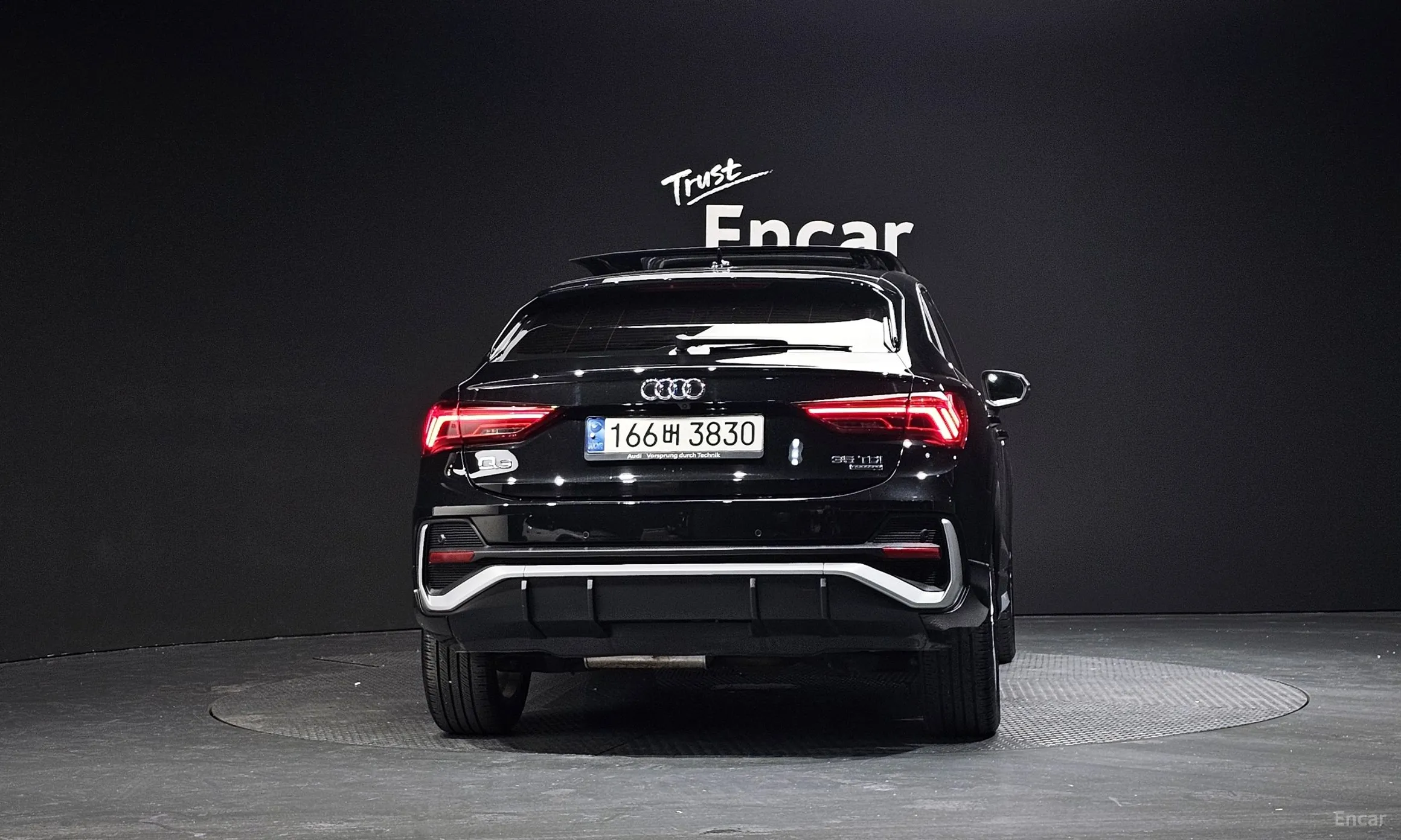 Audi Q3 (F3) превью 4