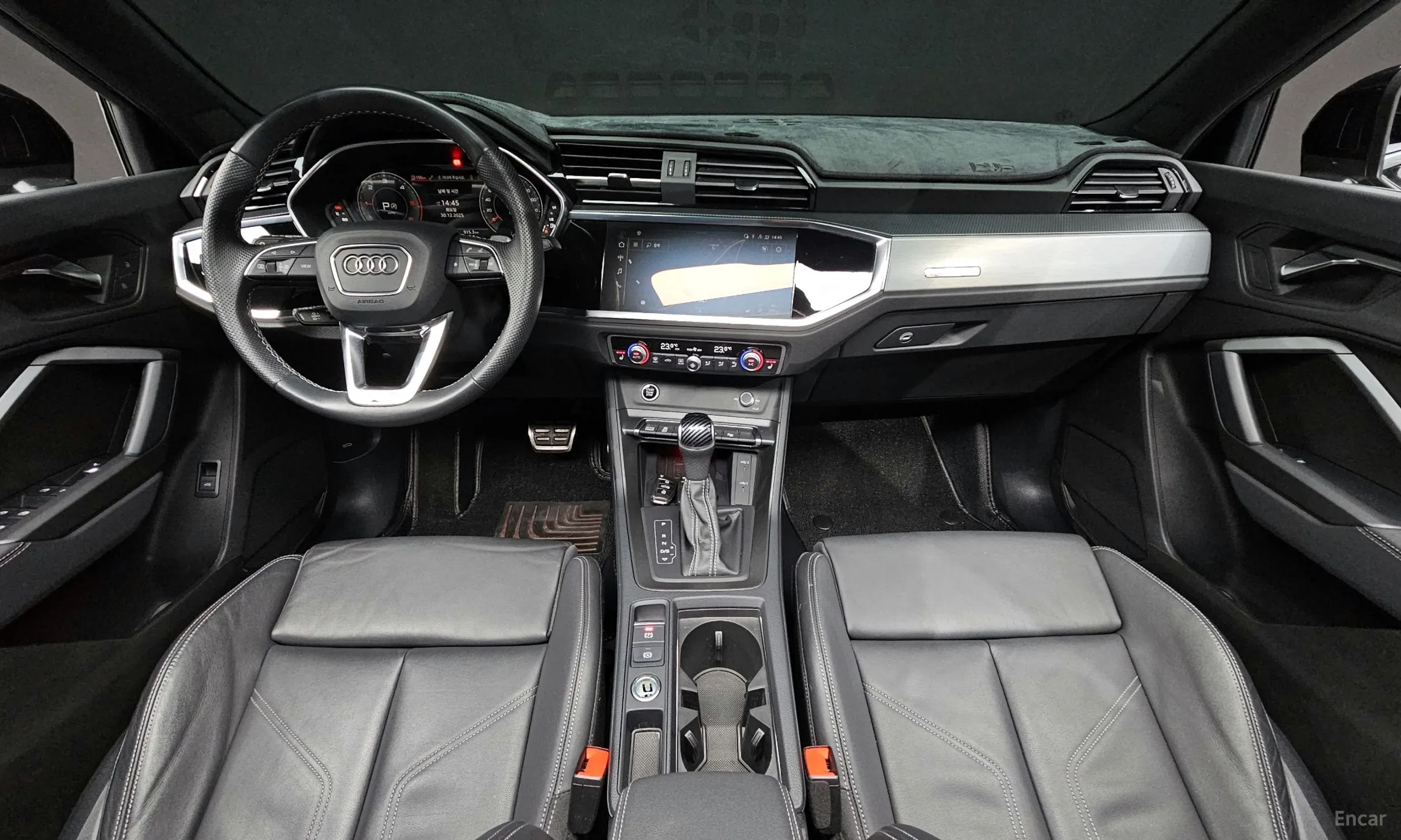 Audi Q3 (F3) превью 7