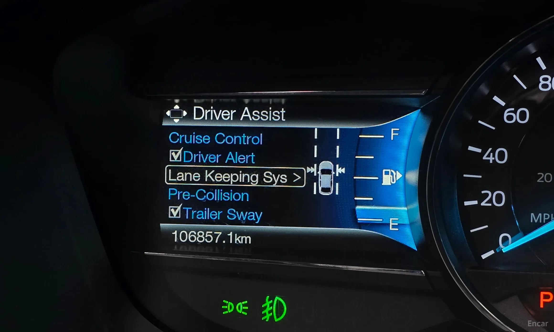Ford Explorer превью 14