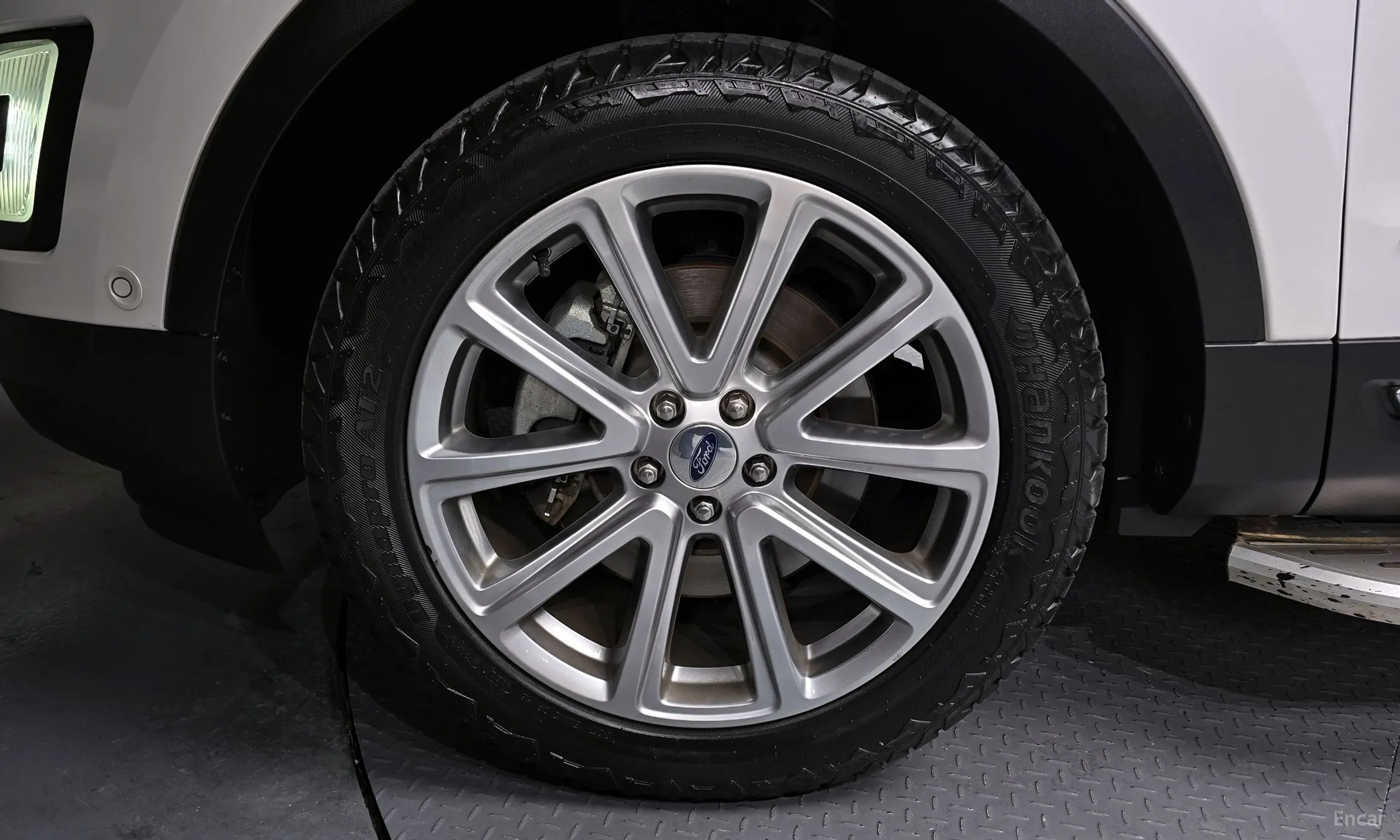 Ford Explorer превью 5