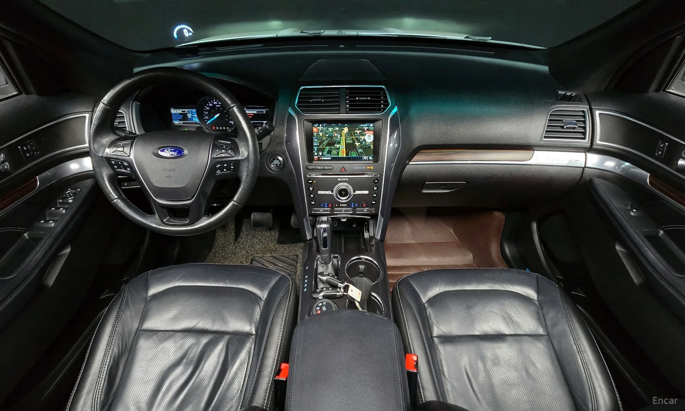Ford Explorer превью 7