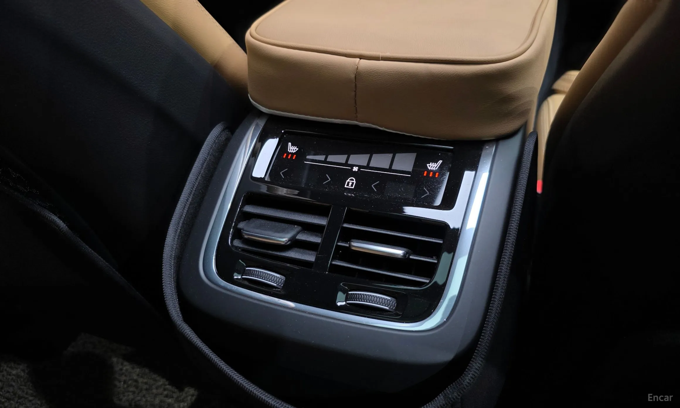 Volvo XC60 Gen 2 превью 19