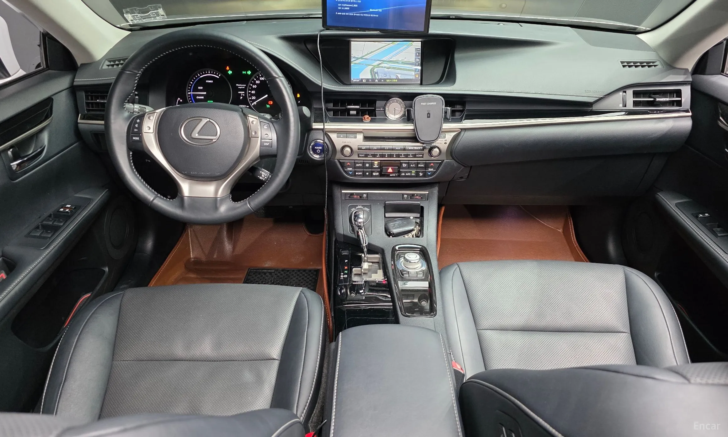 Lexus New ES300h превью 7