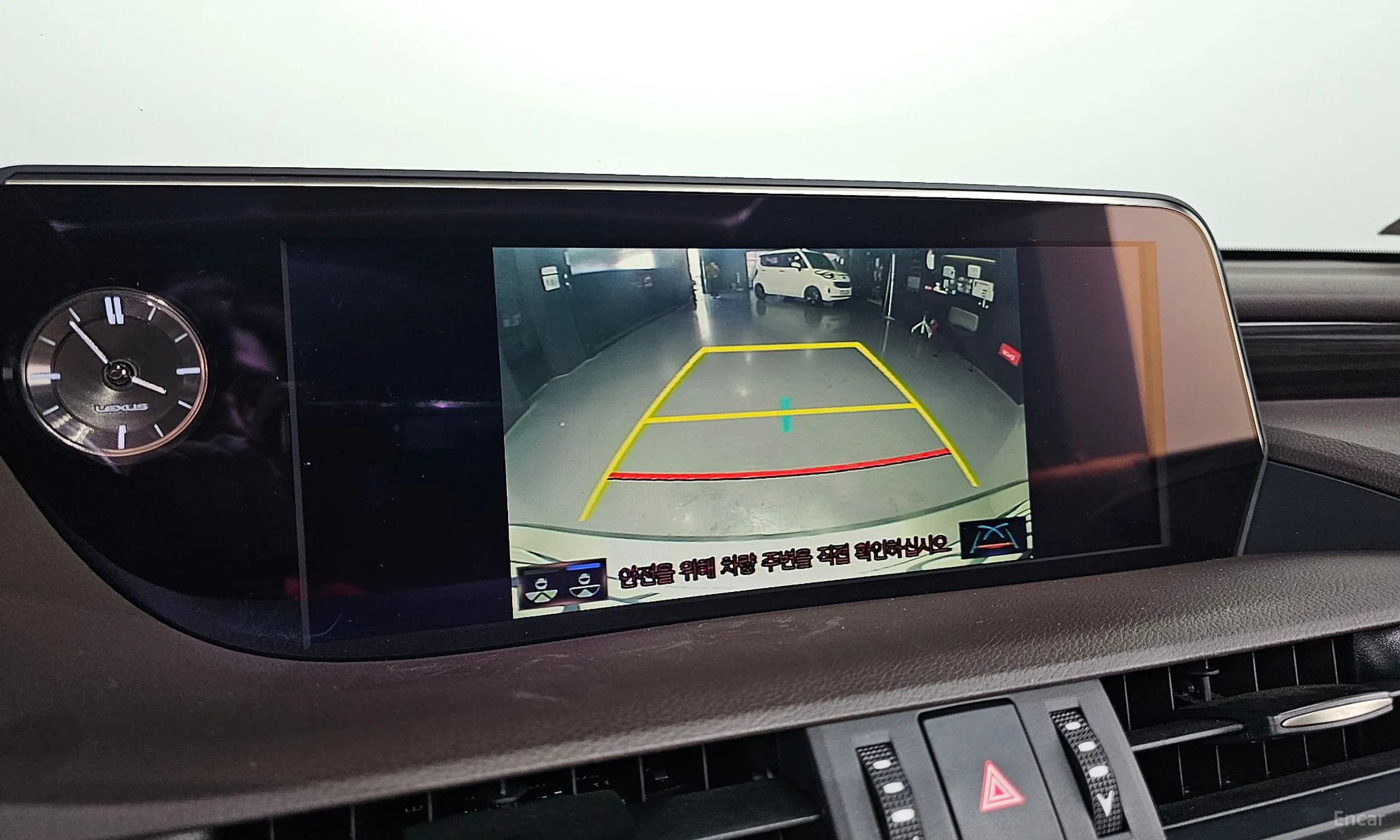 Lexus ES300h 7th Generation превью 15