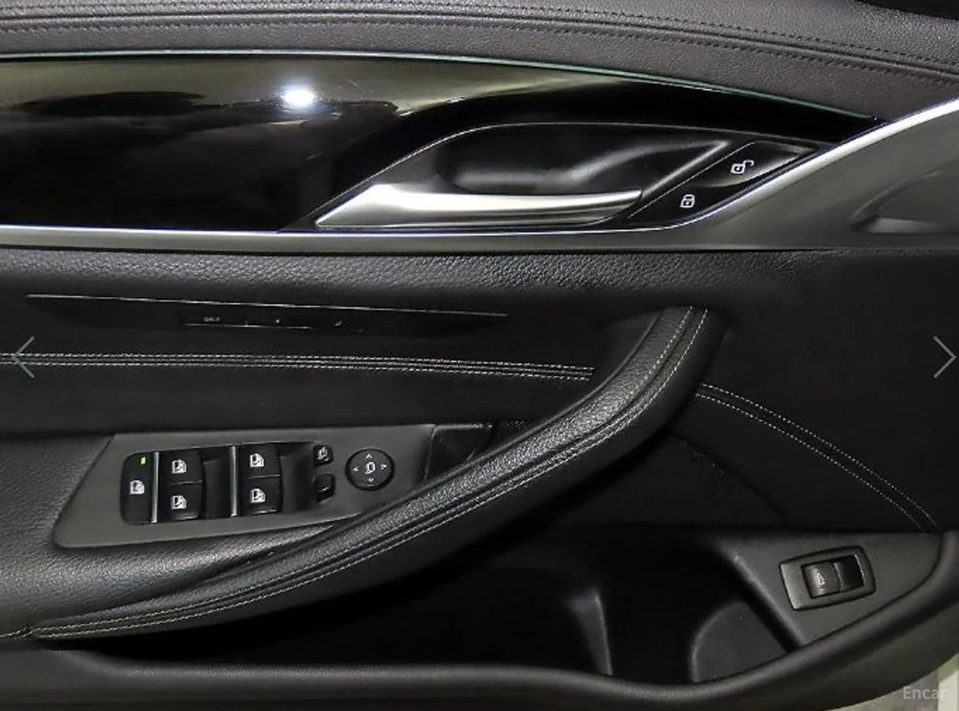 BMW 5 Series (G30) превью 14