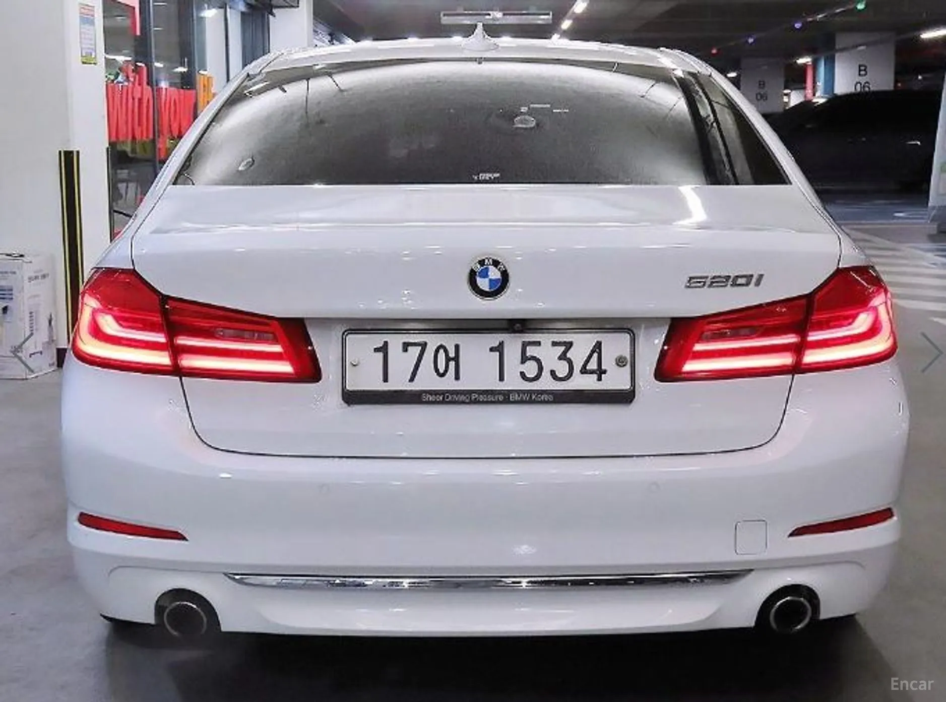 BMW 5 Series (G30) превью 5