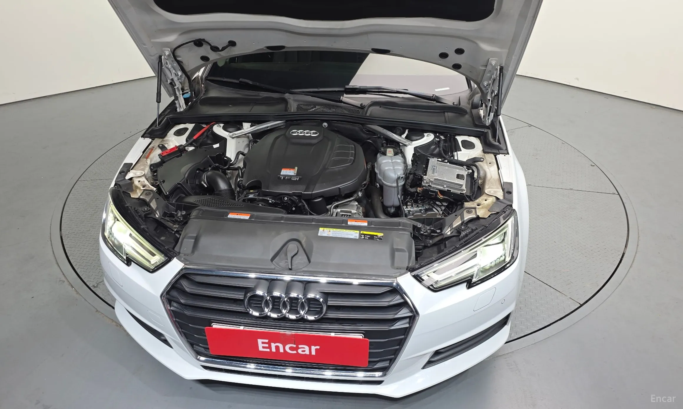 Audi A4 (B9) превью 6
