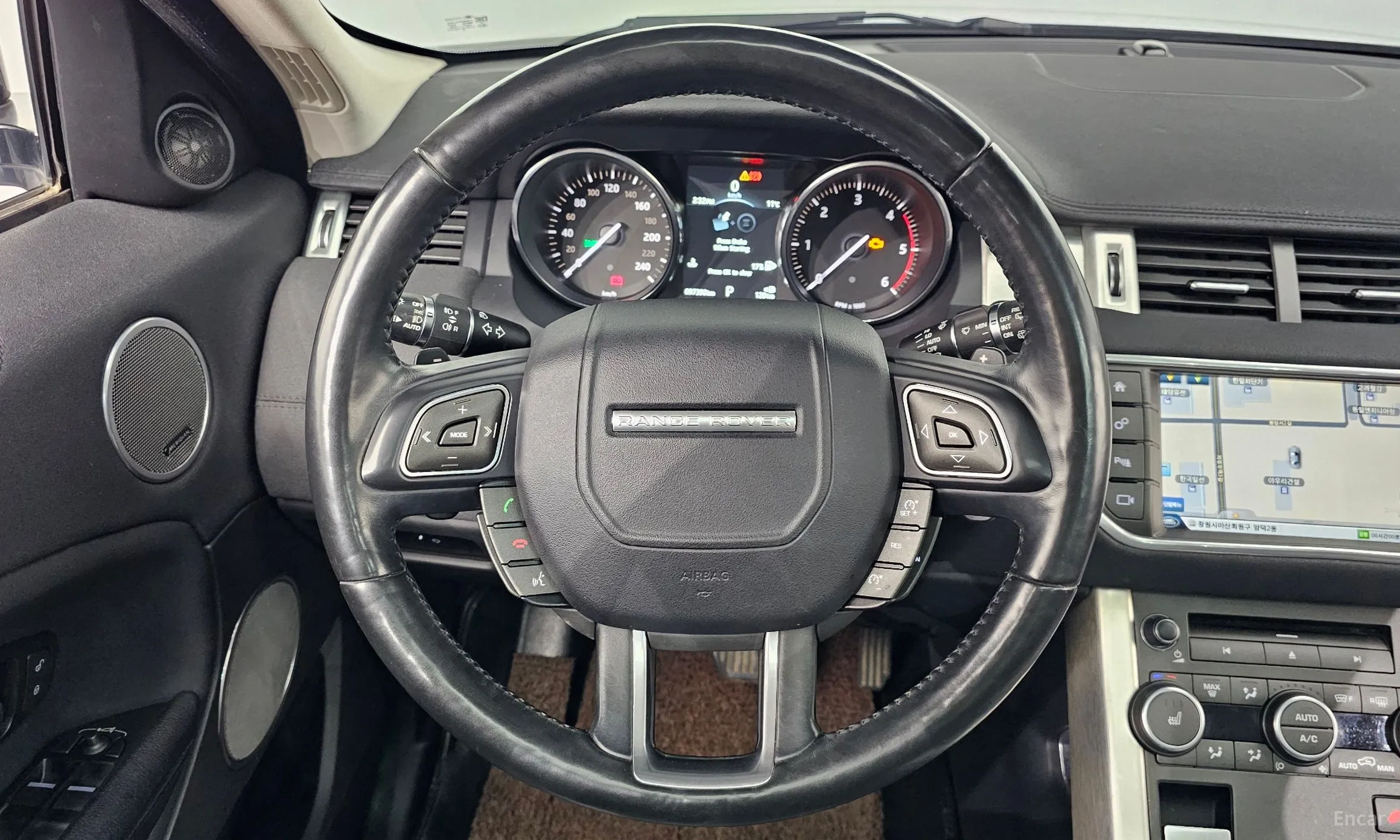 Land Rover Range Rover Evoque превью 13